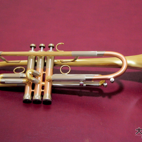 leadsolo-brushed-lacquer-new-b