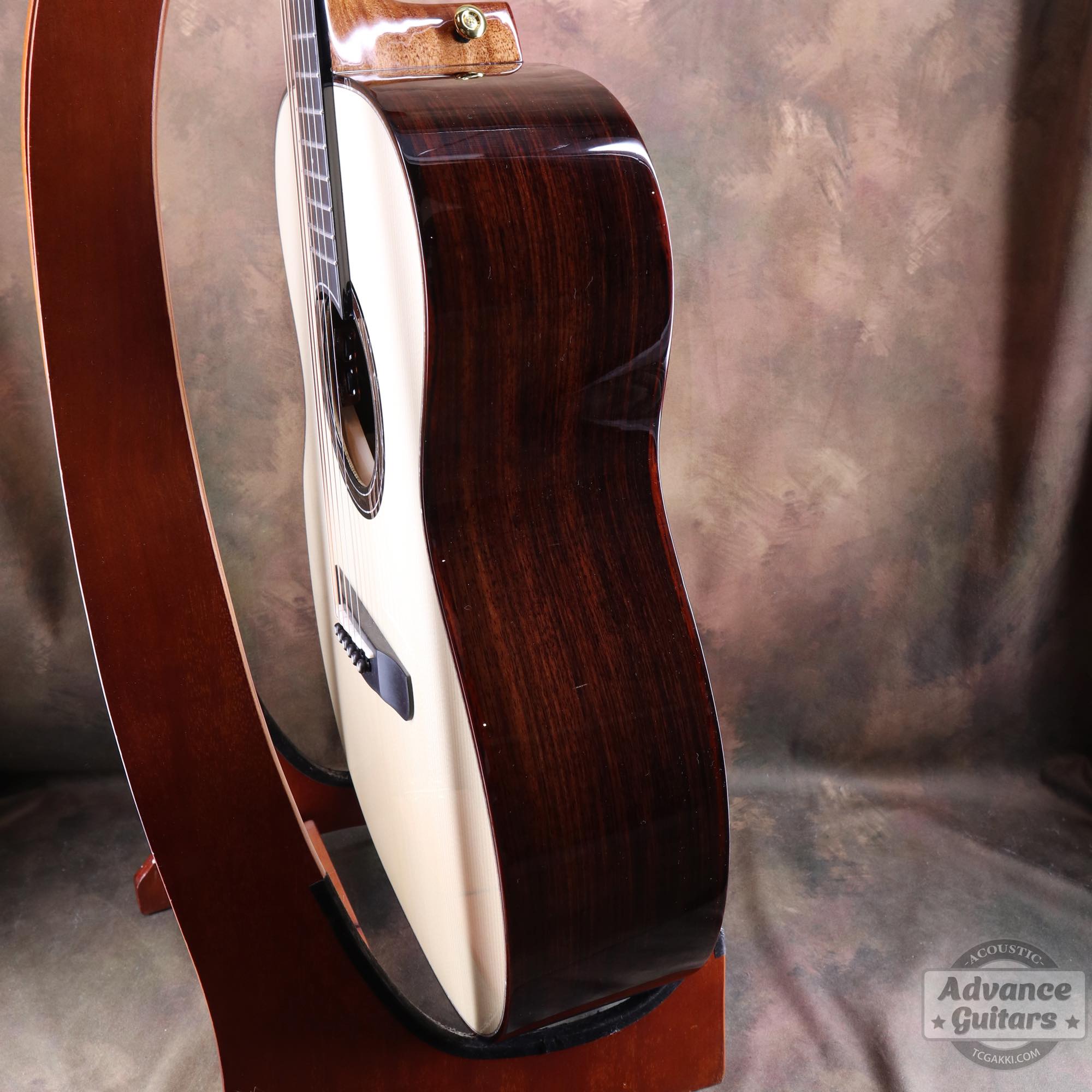 Merida Guitar Legacy （ナット幅42mm、ハードケース付） Legacy-EQ