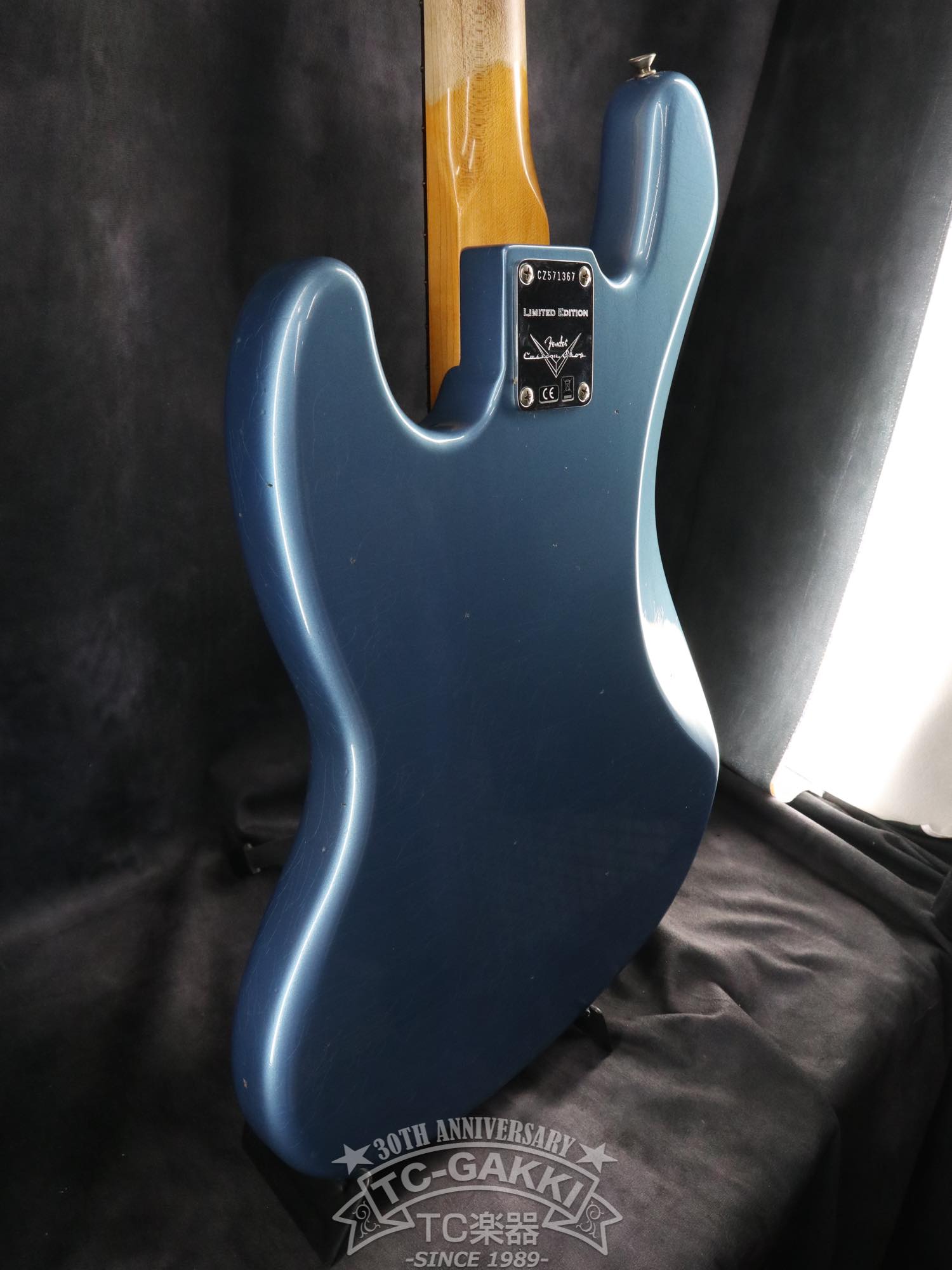 LTD 64 Jazz Bass Journeyman Relic