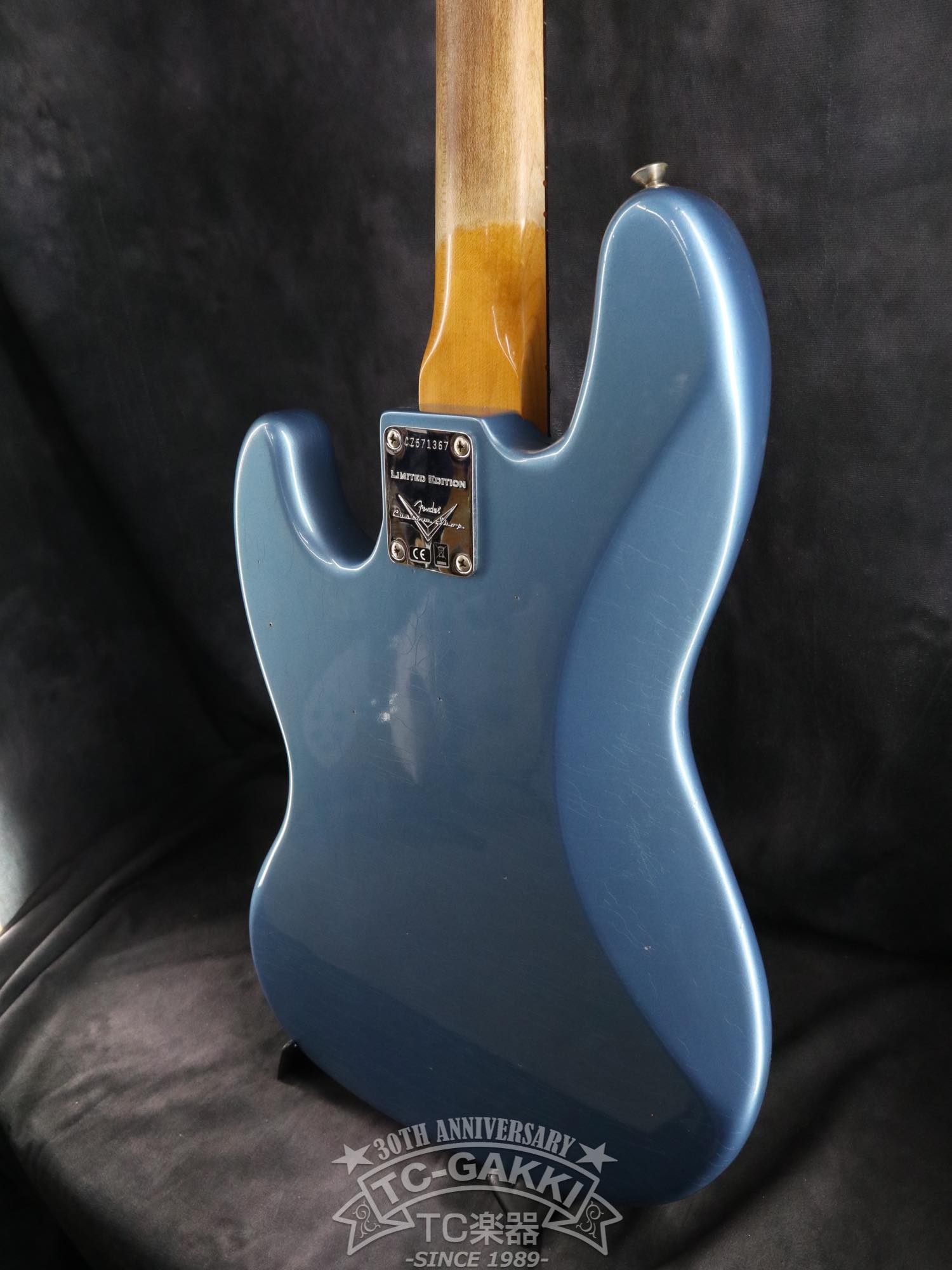 LTD 64 Jazz Bass Journeyman Relic