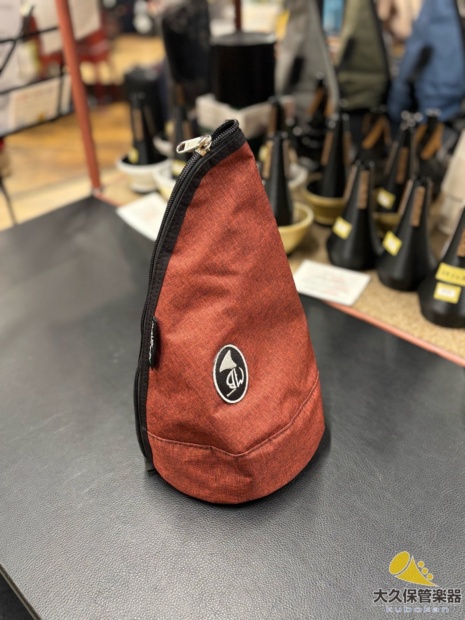 マーカスボナ ホルンストレートミュート（ミュートバック付き） 楽天市場】マーカスボナ フレンチホルンミュート ストレート : 大須楽器