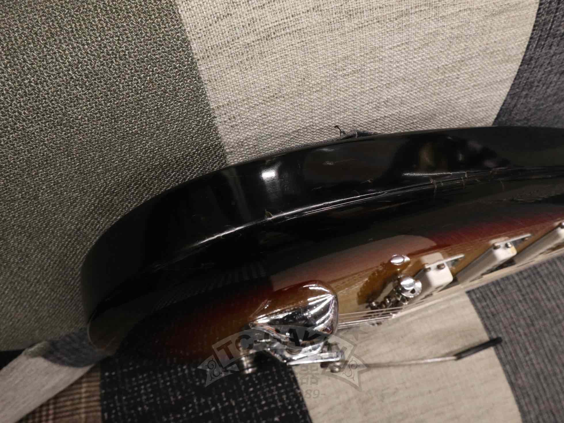 Mark VI V222 - TC楽器 - TCGAKKI