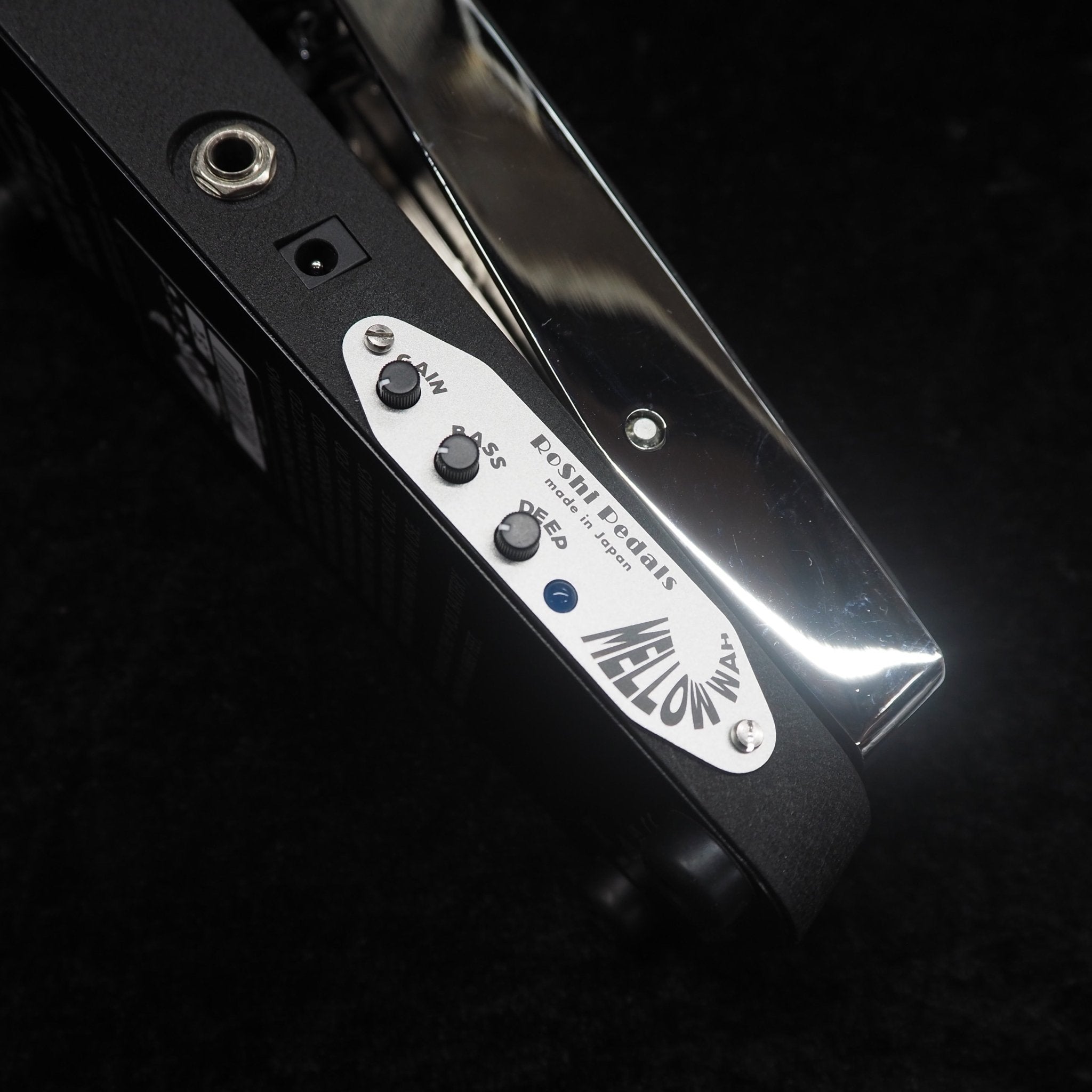 MELLOW WAH (NEW) with Collection Card