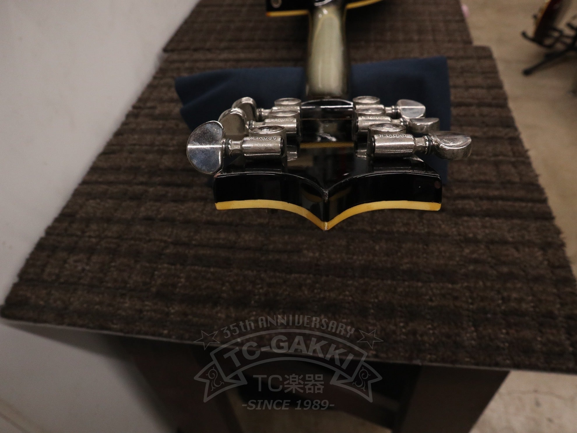 Moon sault Silver Sunburst - TC楽器 - TCGAKKI