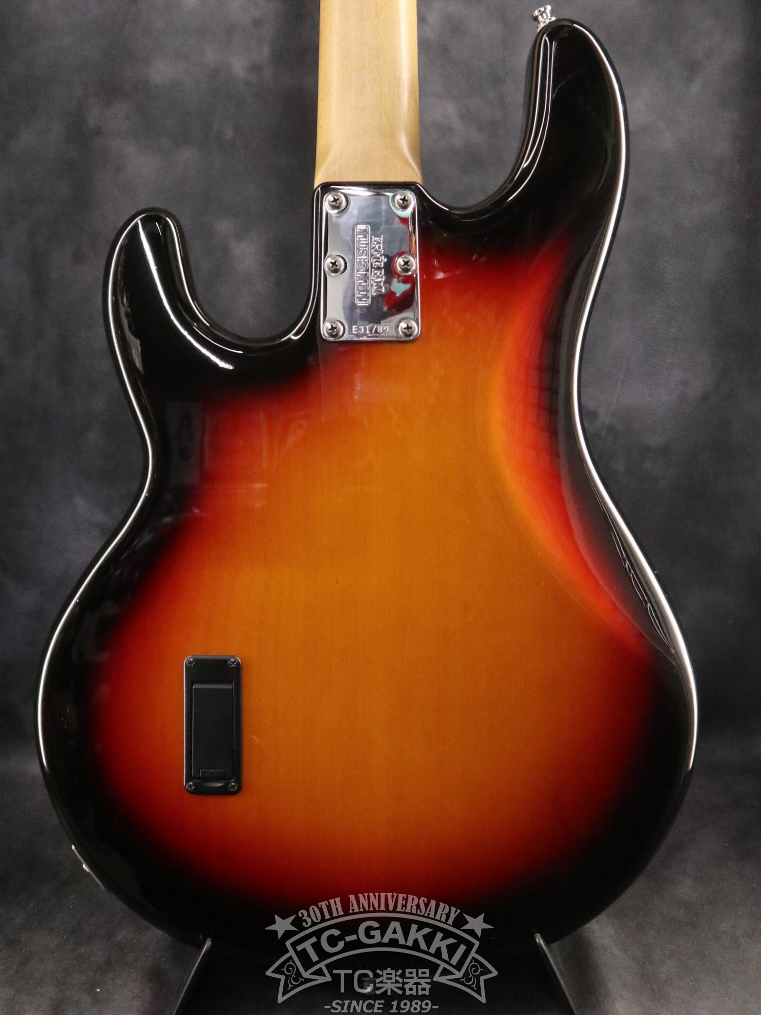 MUSIC MAN 2000s StingRay EX - TC楽器 - TCGAKKI