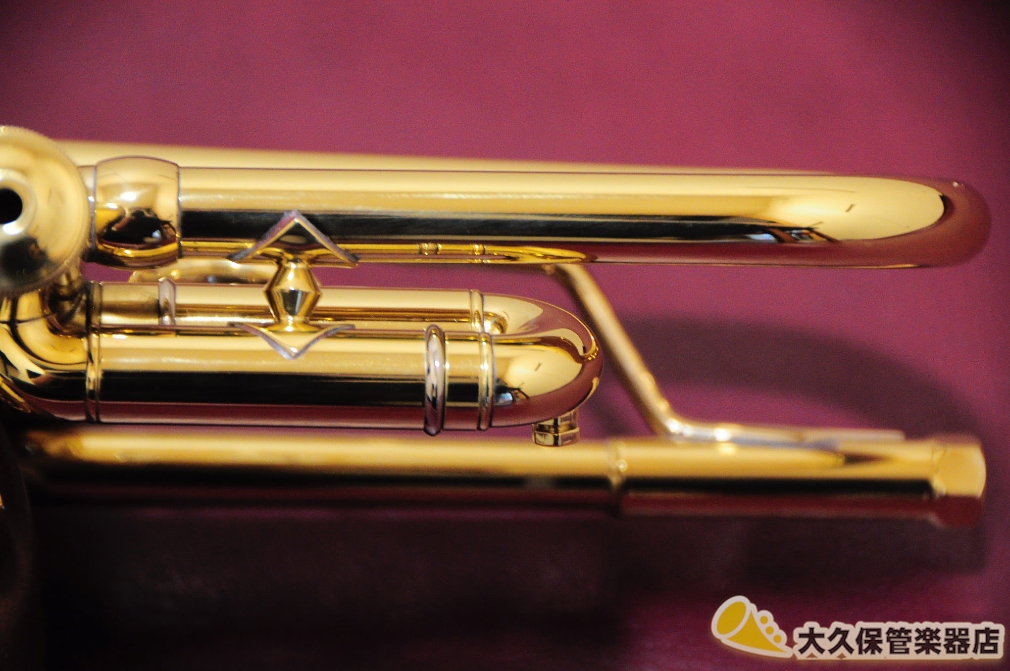 【激安店舗】ヴィンセント バック トランペット 金管器 Model 37 Stradivarius B♭ ML 銀メッキ仕上げ 付属有 Vincent Bach 本体
