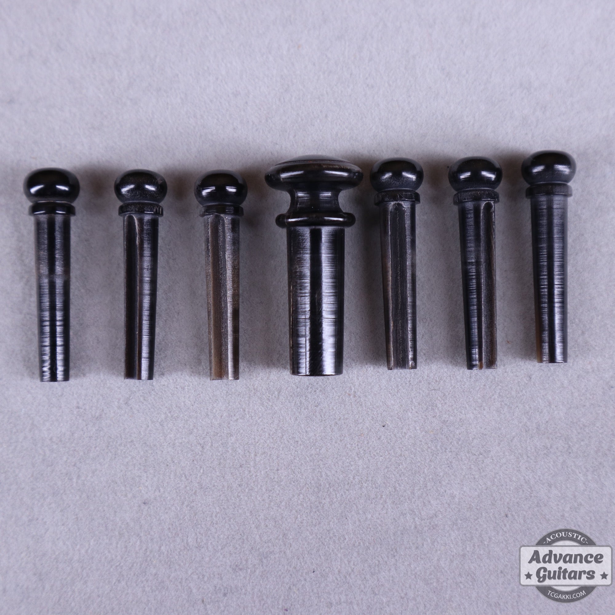 Preciso Bone Bridge Pin & End Pin Set（Black Water Buffalo Horn & Abalone Dot） - TC楽器 - TCGAKKI