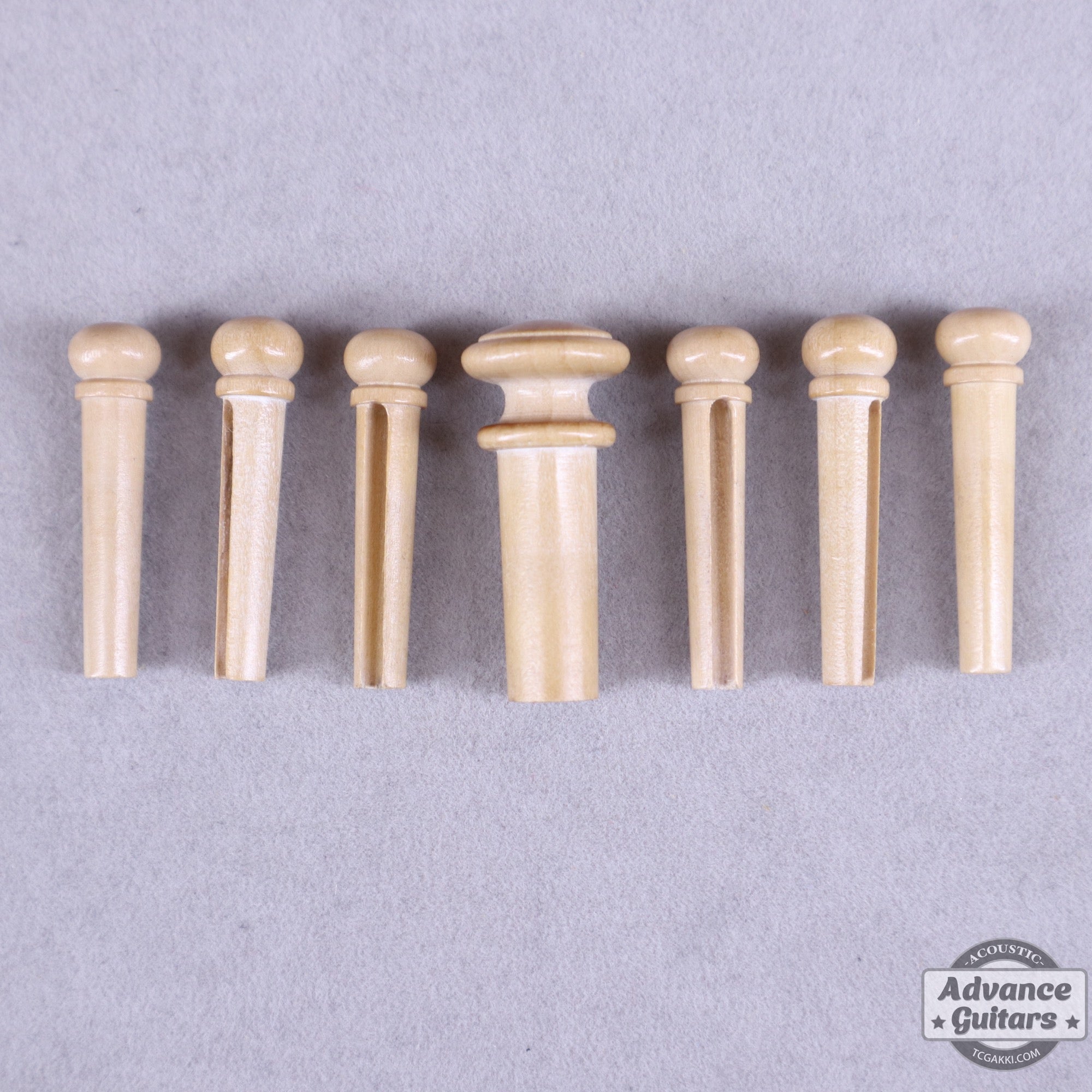 Preciso Wood Bridge Pin & End Pin Set（Boxwood Plain） - TC楽器 - TCGAKKI