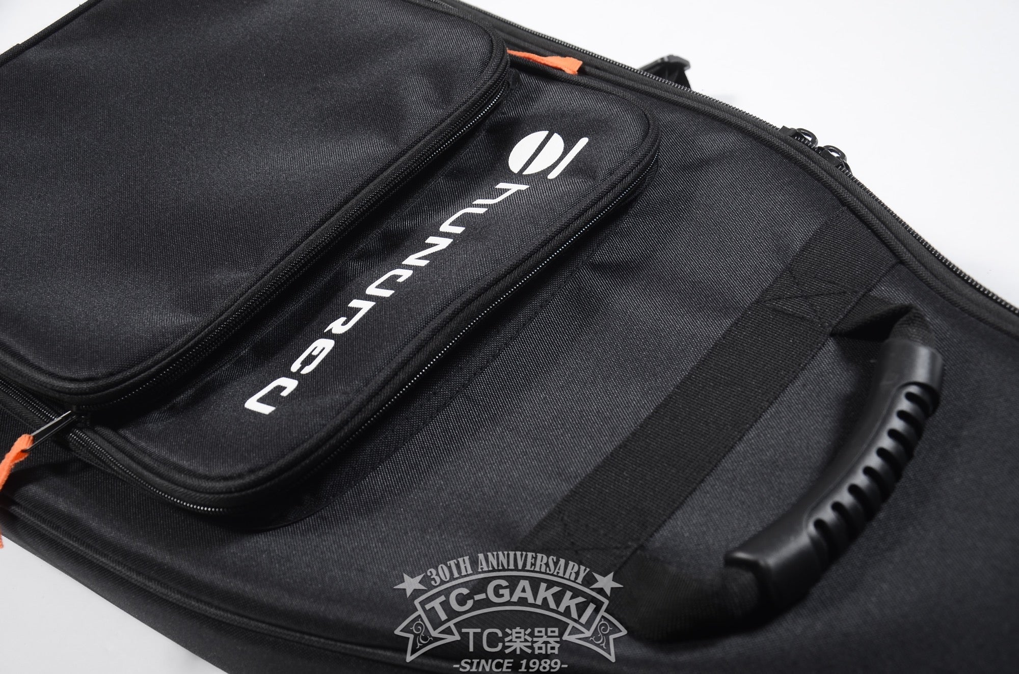 大切なギター守ります】現場の声を拾って作られた、価格とスペックを