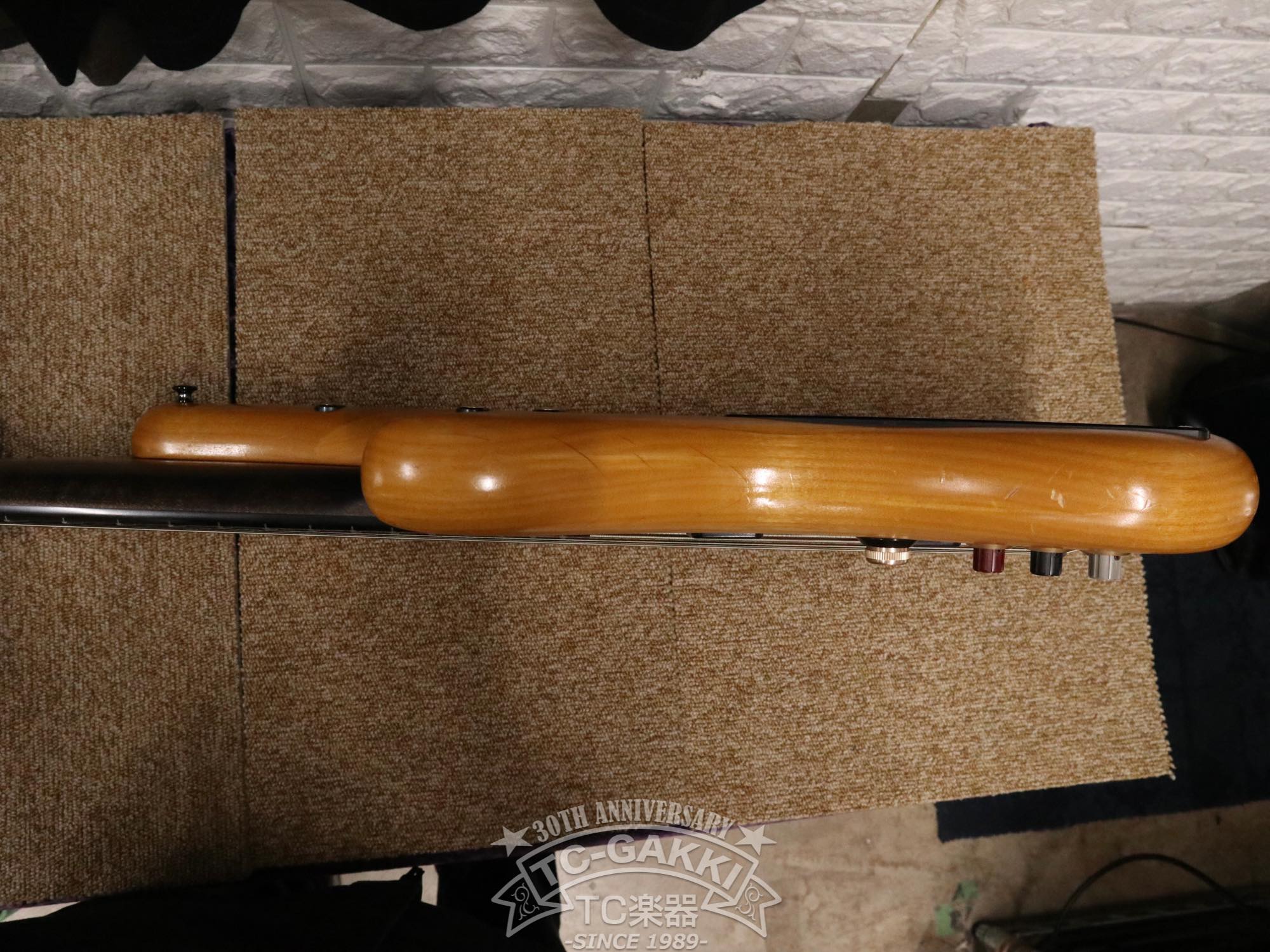 Atlansia 1993 Pentagone Bass 5st