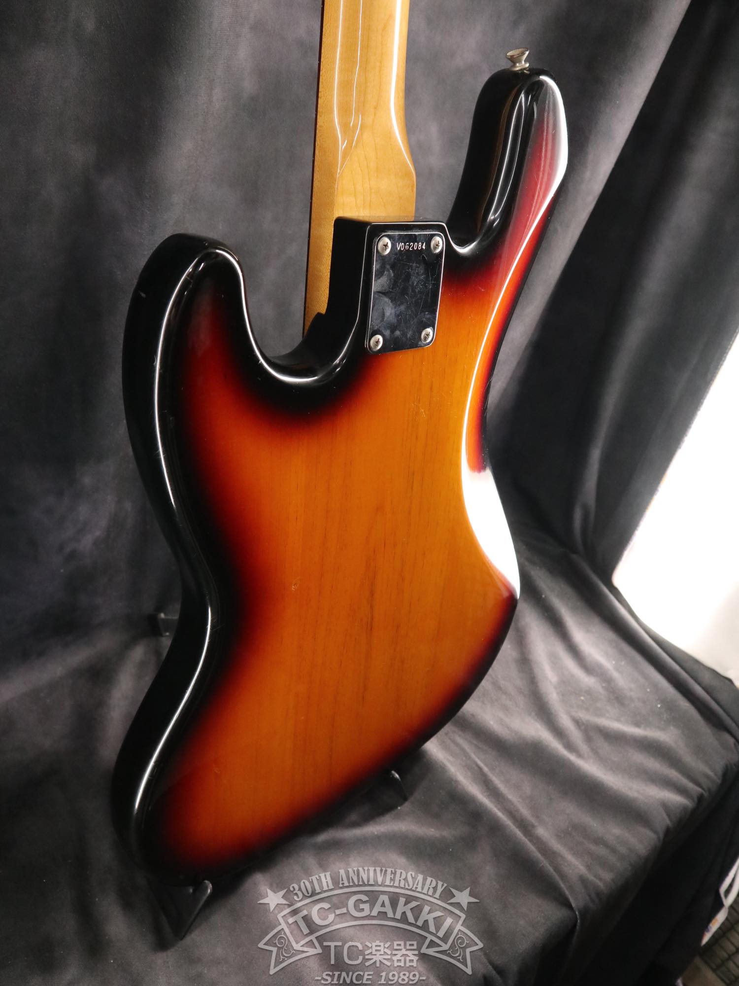 1992 Fender USA American Vintage '62 Jazz Bass