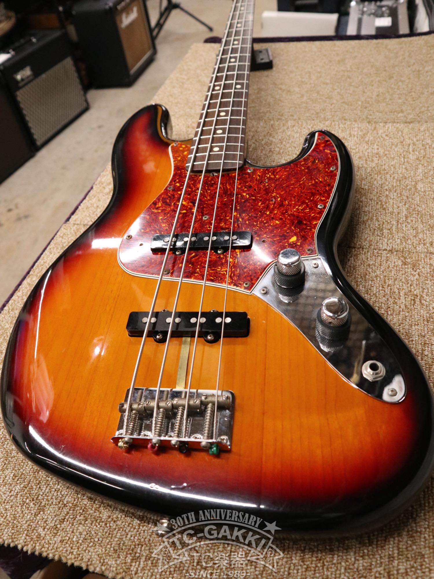 1992 Fender USA American Vintage '62 Jazz Bass