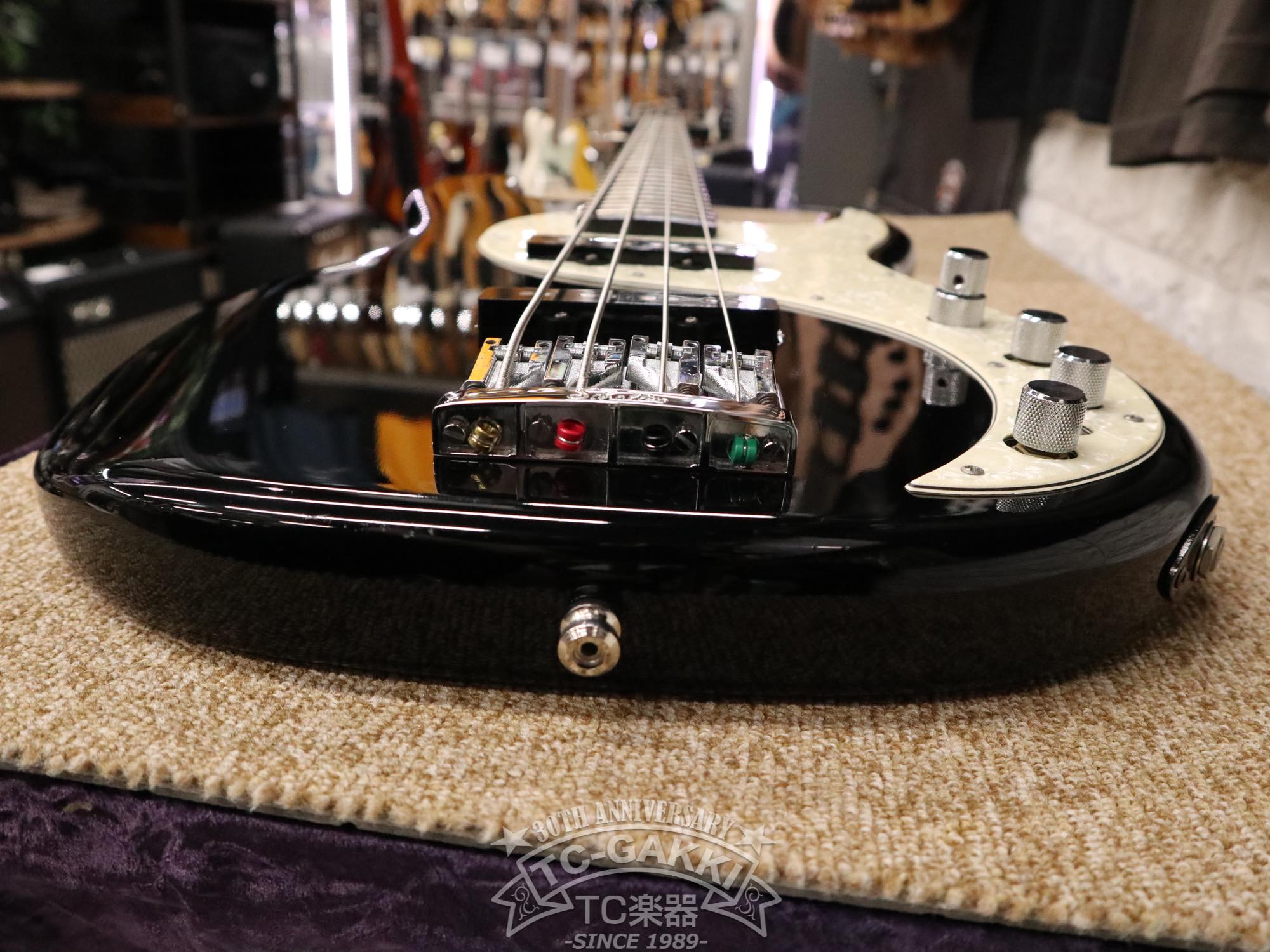 2004 Bottom Wave Custom JB-Type Graphite Neck