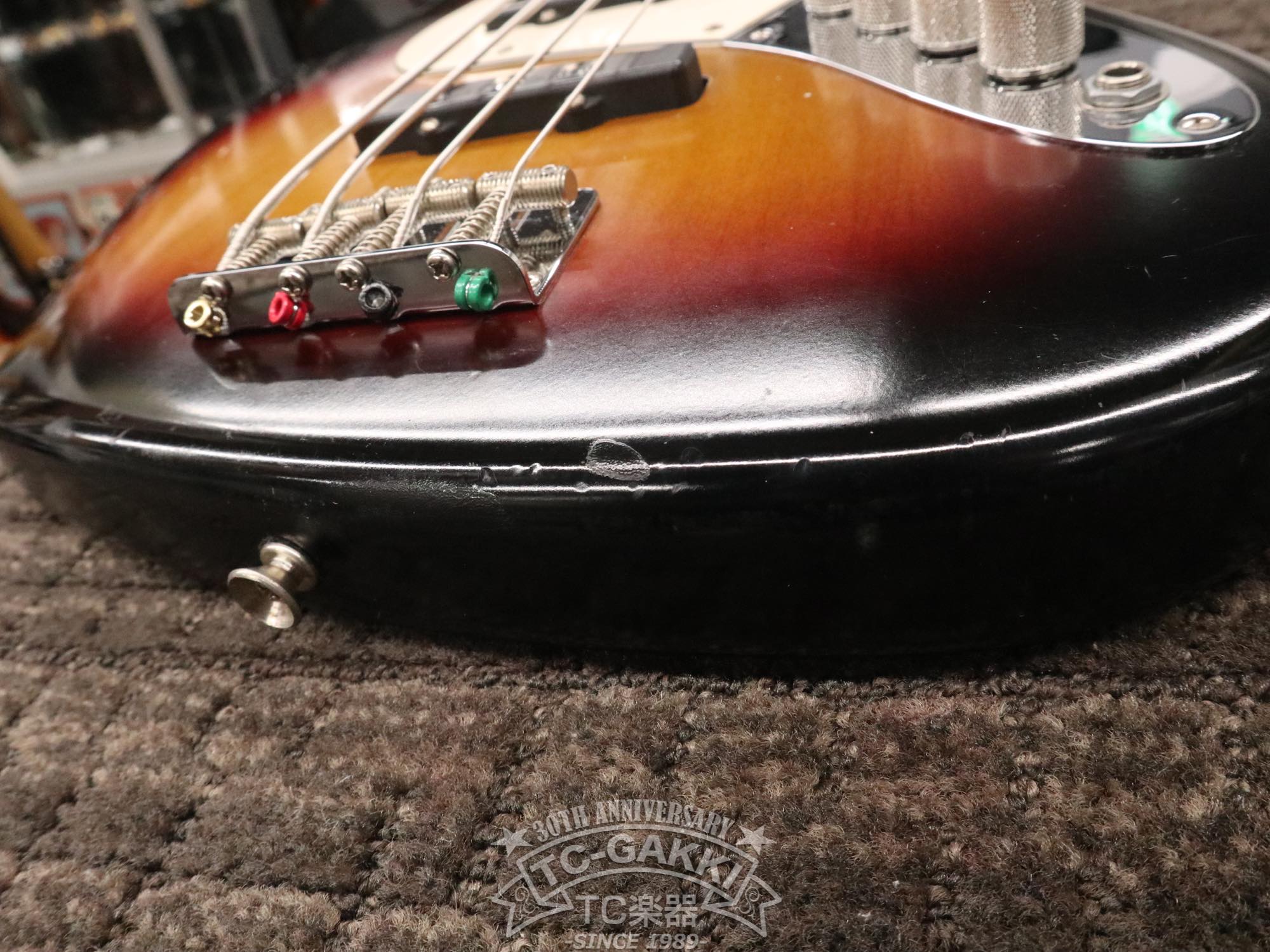 Highway One Jazz Bass Mod.