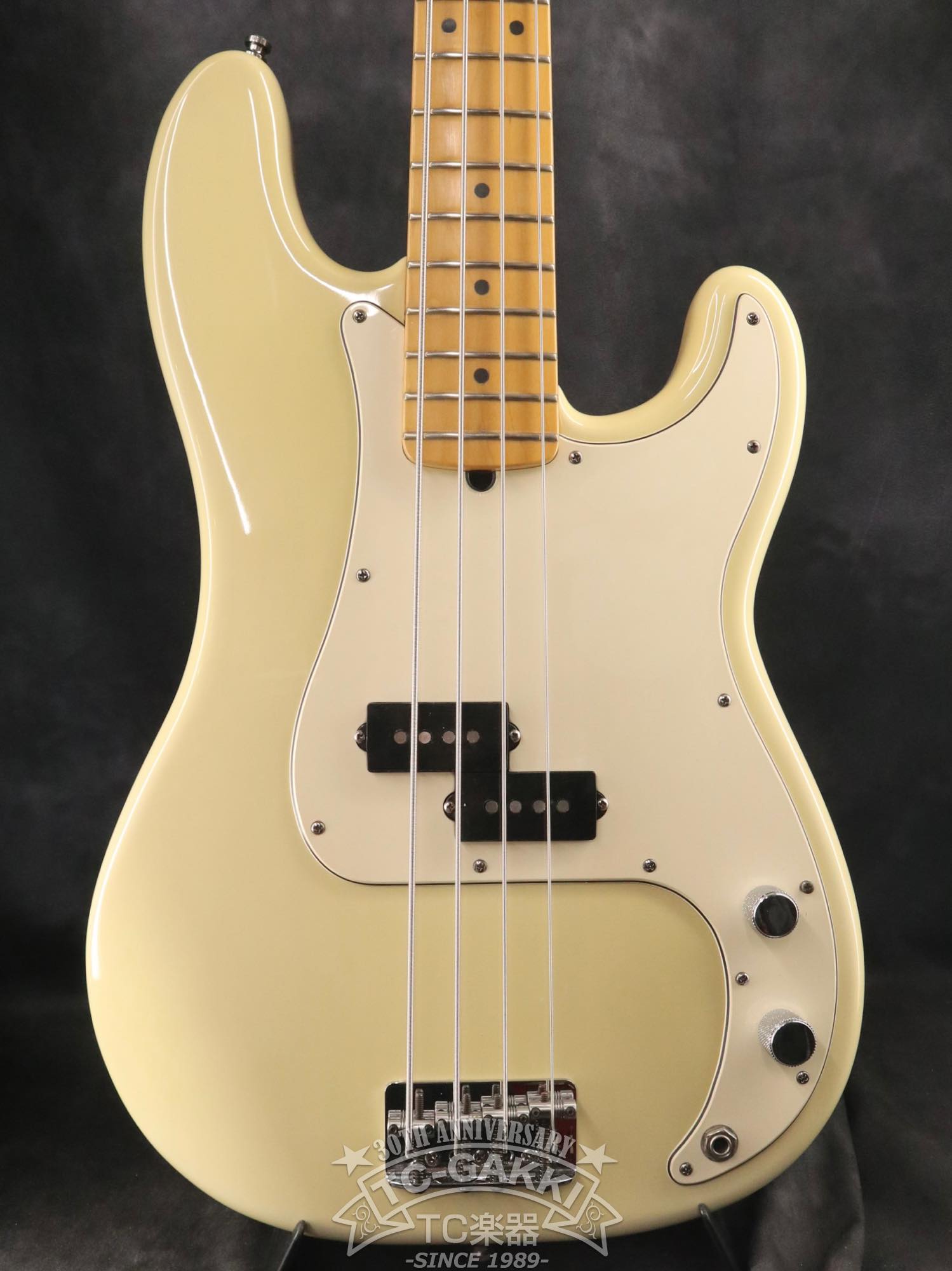American Standard Precision Bass