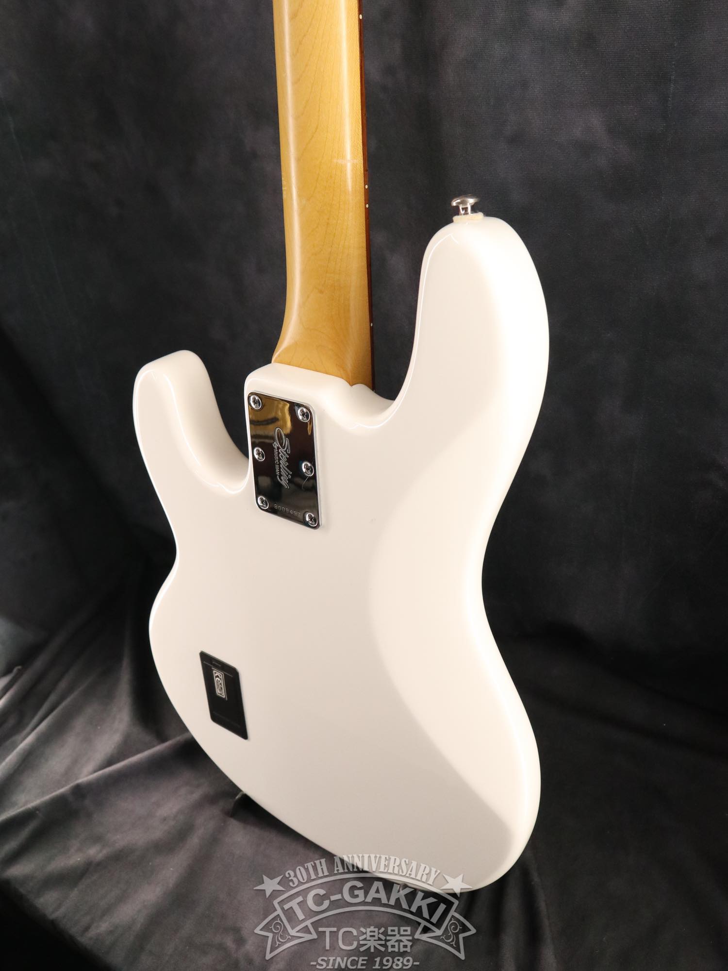 Sterling by MUSIC MAN SUB Ray4
