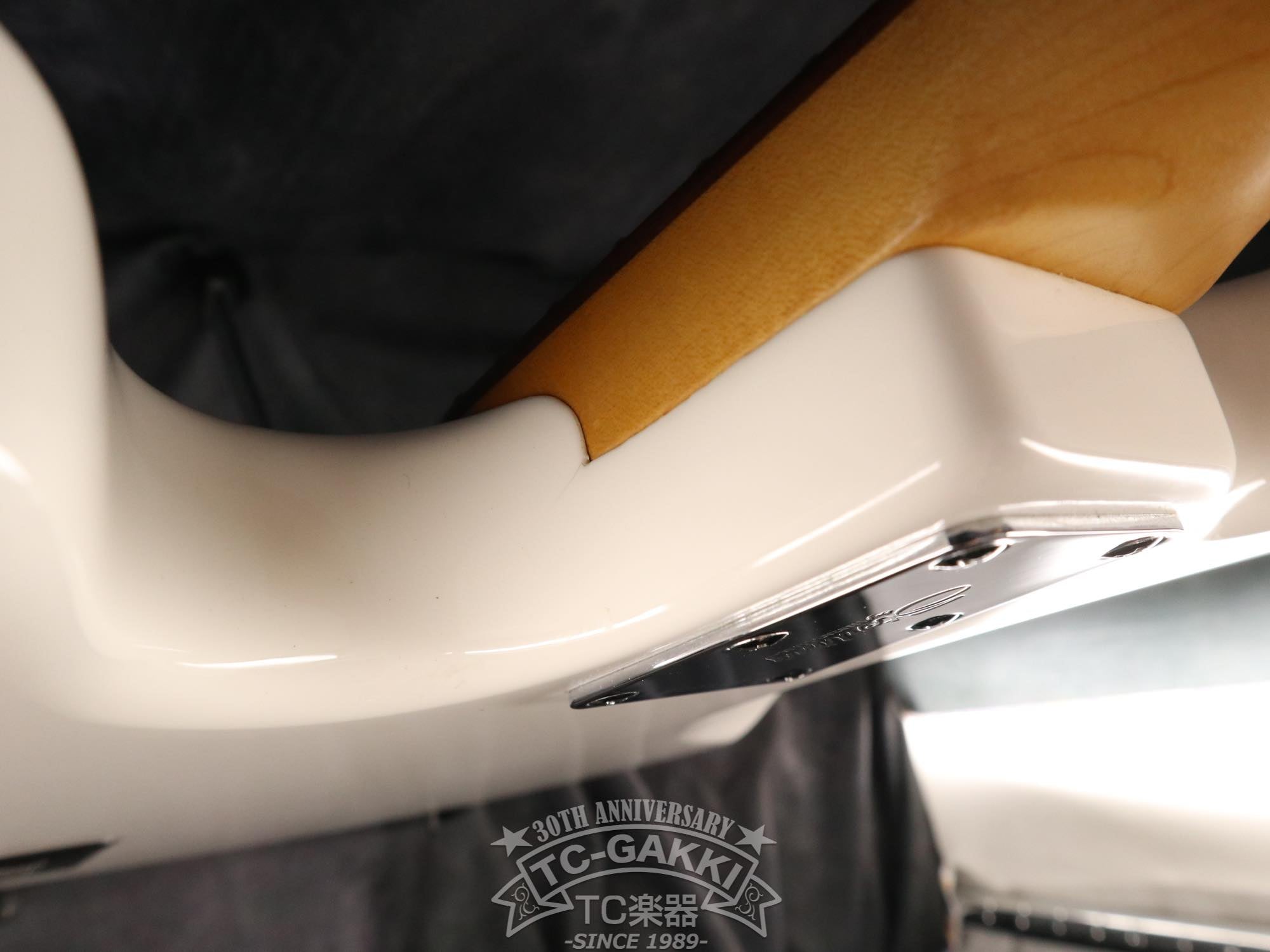 Sterling by MUSIC MAN SUB Ray4