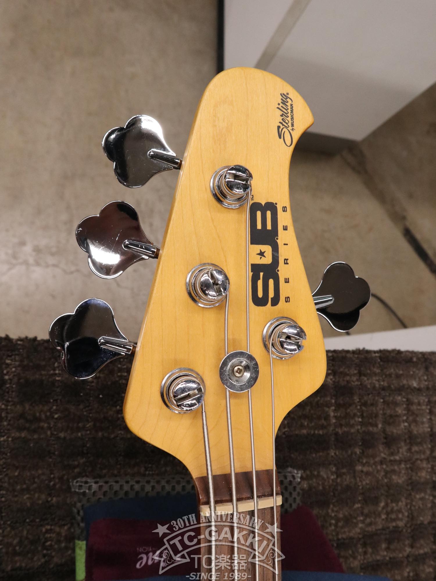 Sterling by MUSIC MAN SUB Ray4