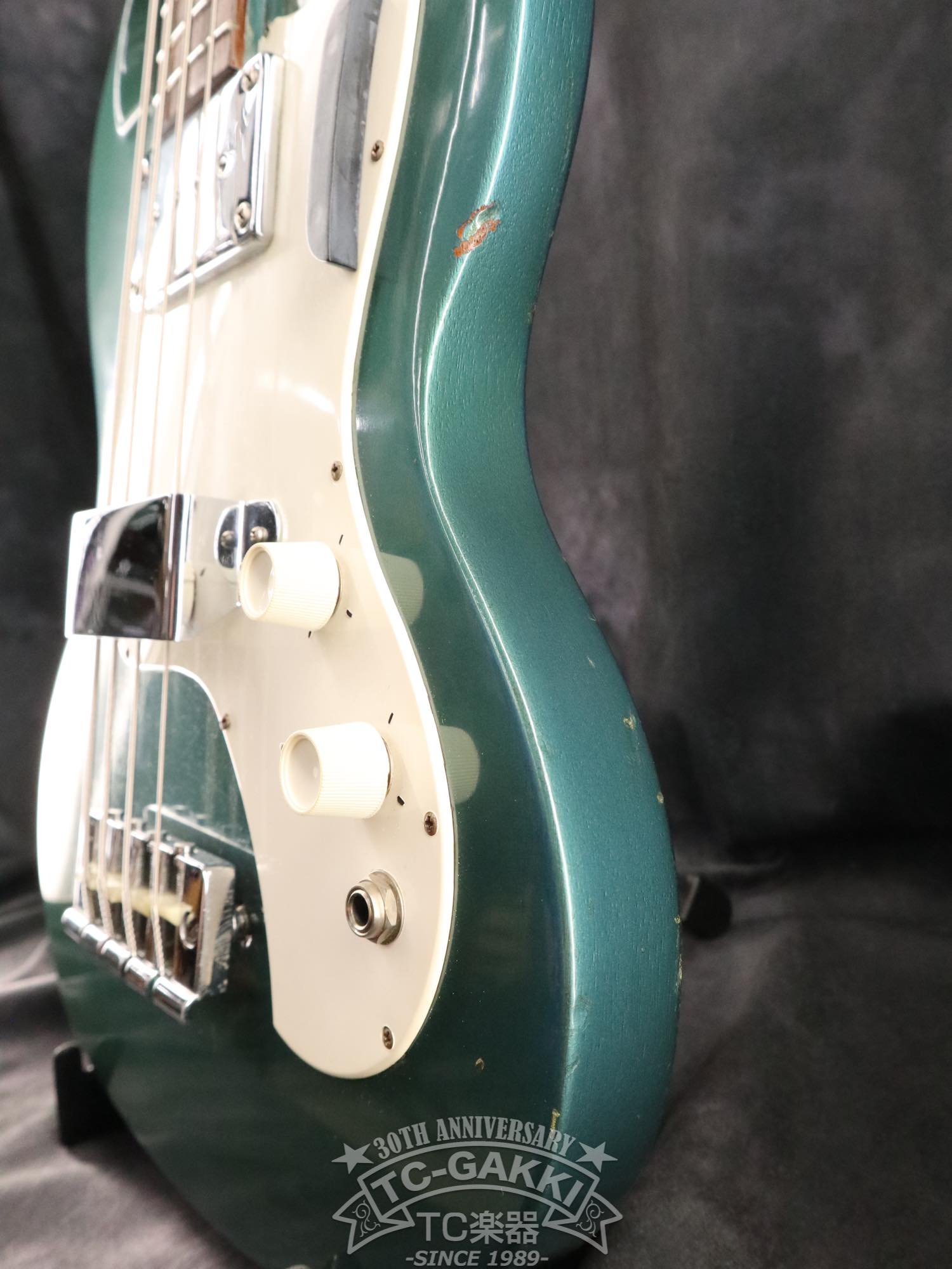 1968 Gibson Melody Maker Bass