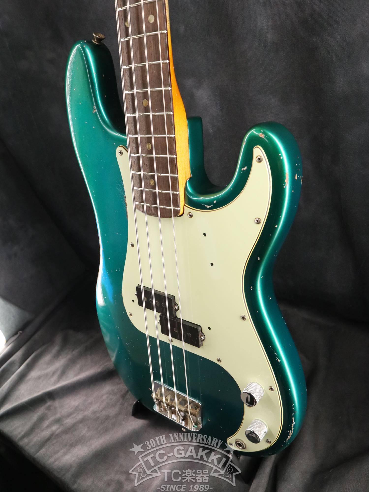 1966년형 Fender PRECISION BASS 리피니시