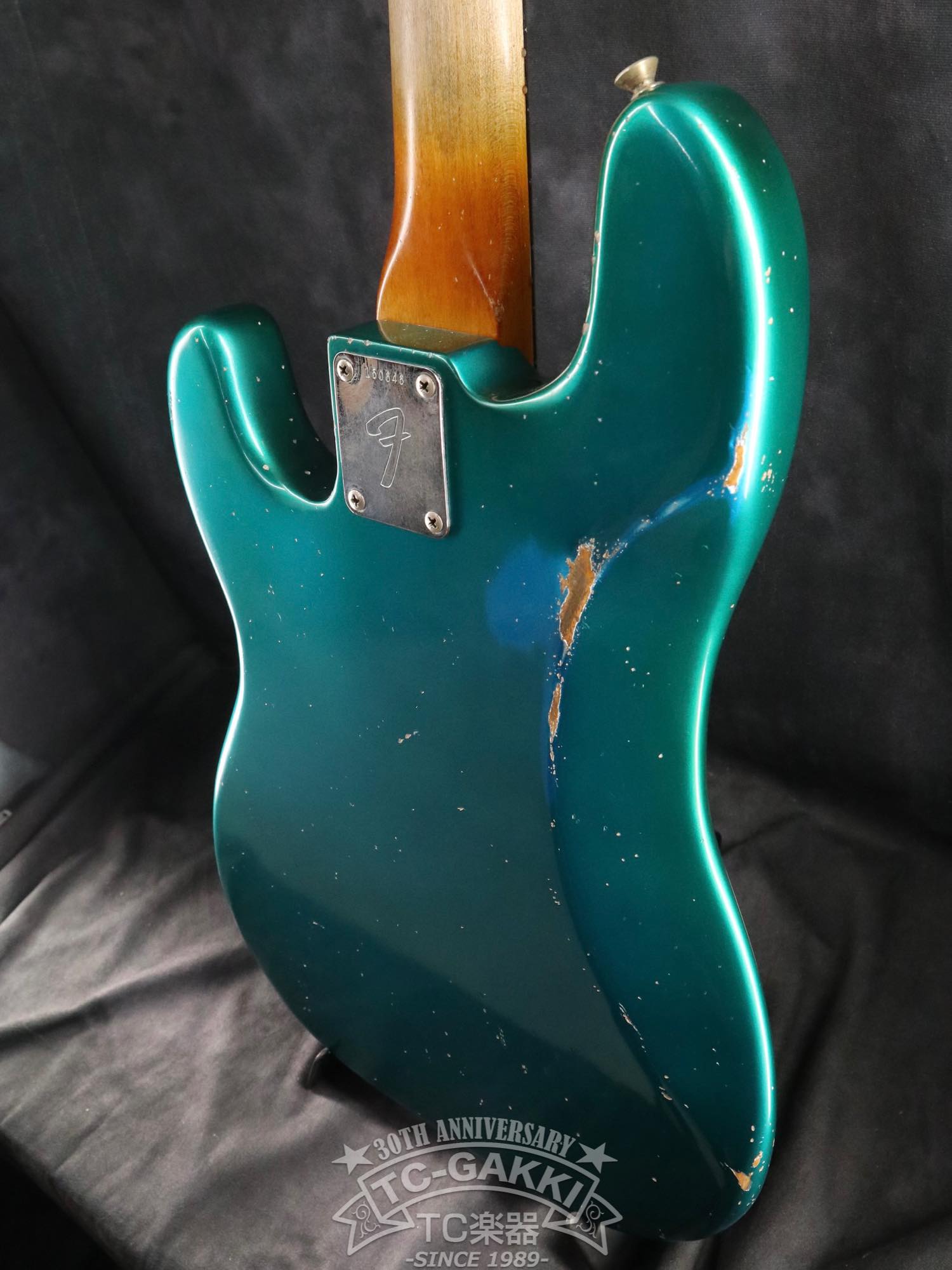 1966년형 Fender PRECISION BASS 리피니시