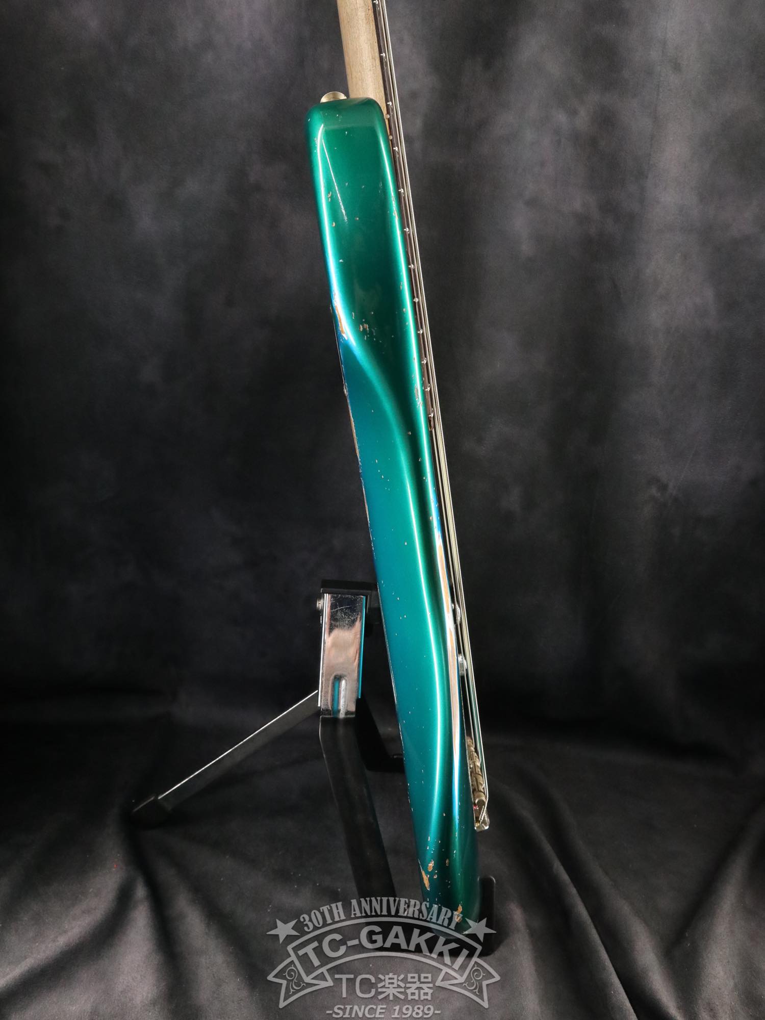 1966년형 Fender PRECISION BASS 리피니시