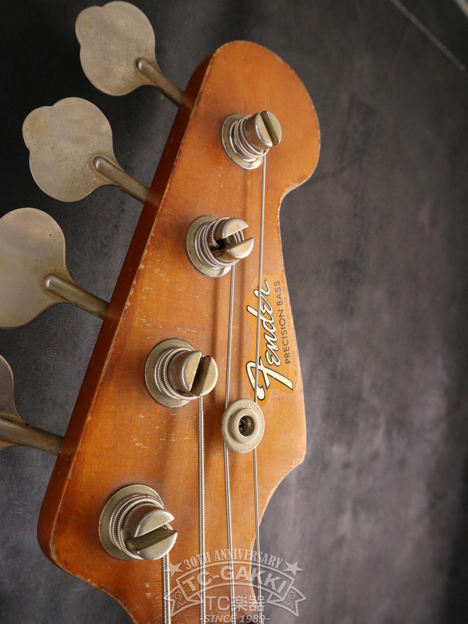 1966년형 Fender PRECISION BASS 리피니시