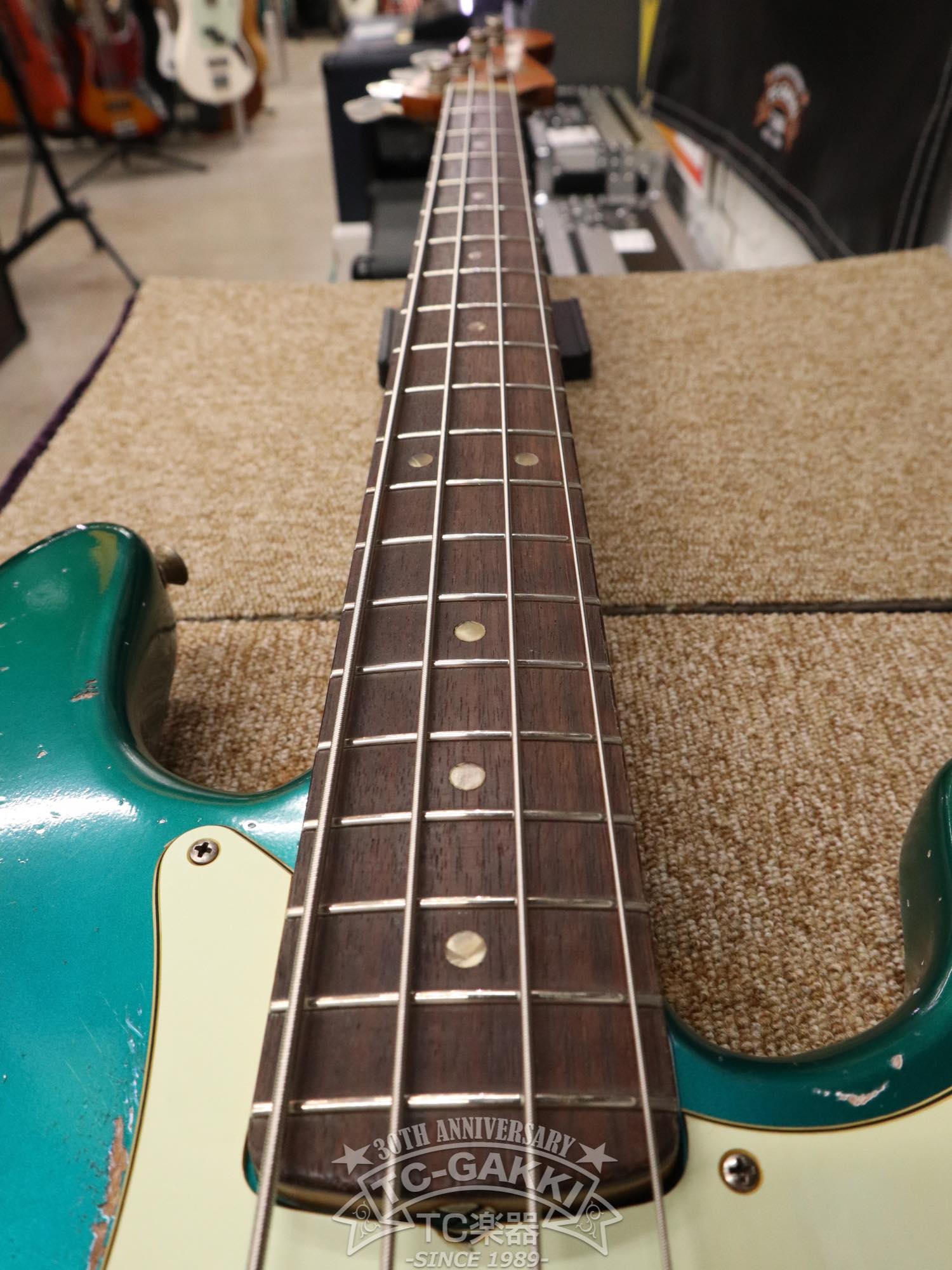1966년형 Fender PRECISION BASS 리피니시