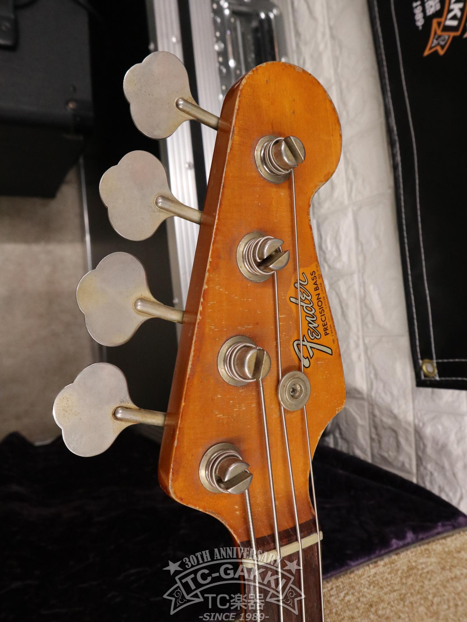 1966년형 Fender PRECISION BASS 리피니시