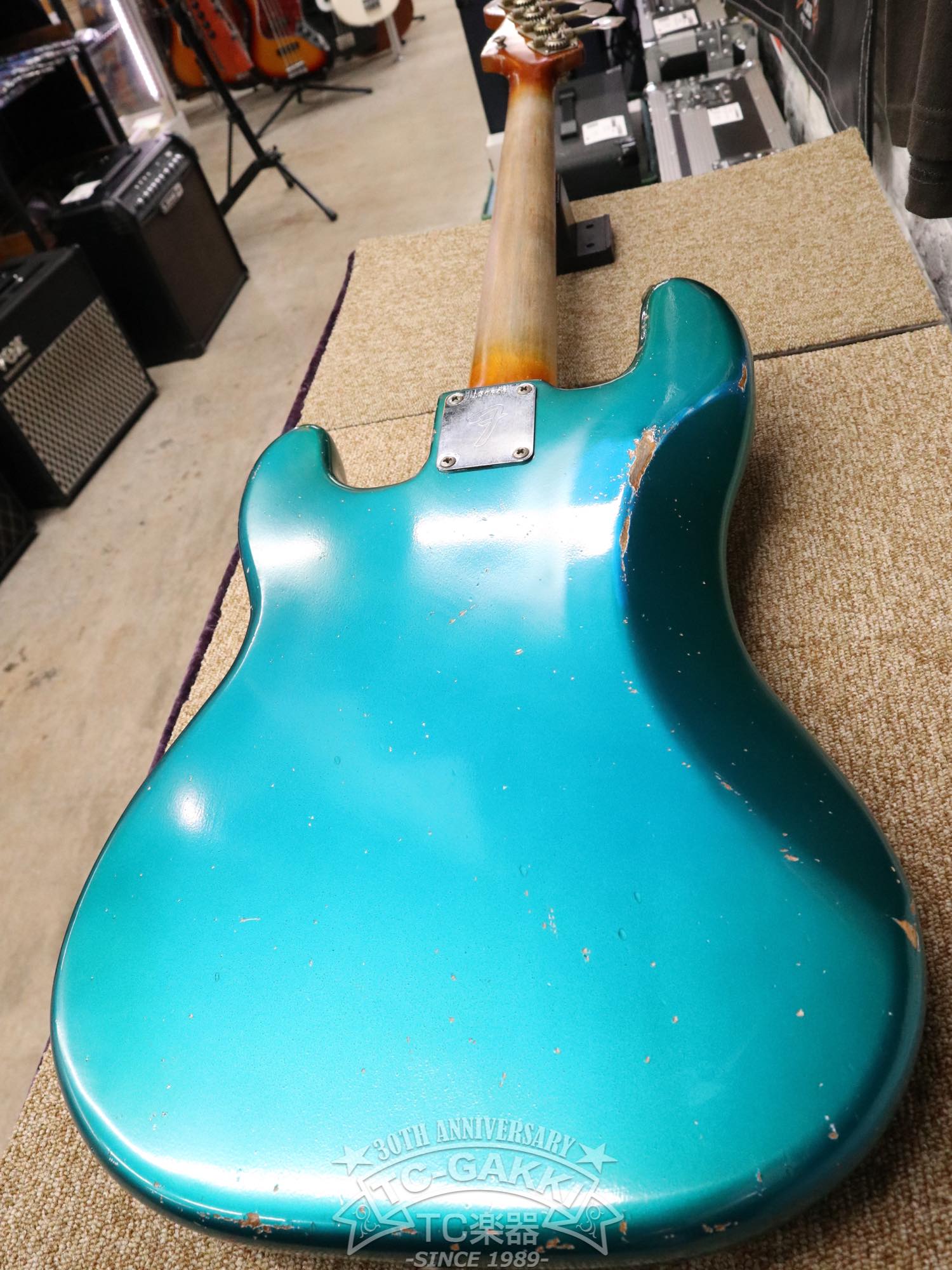 1966년형 Fender PRECISION BASS 리피니시