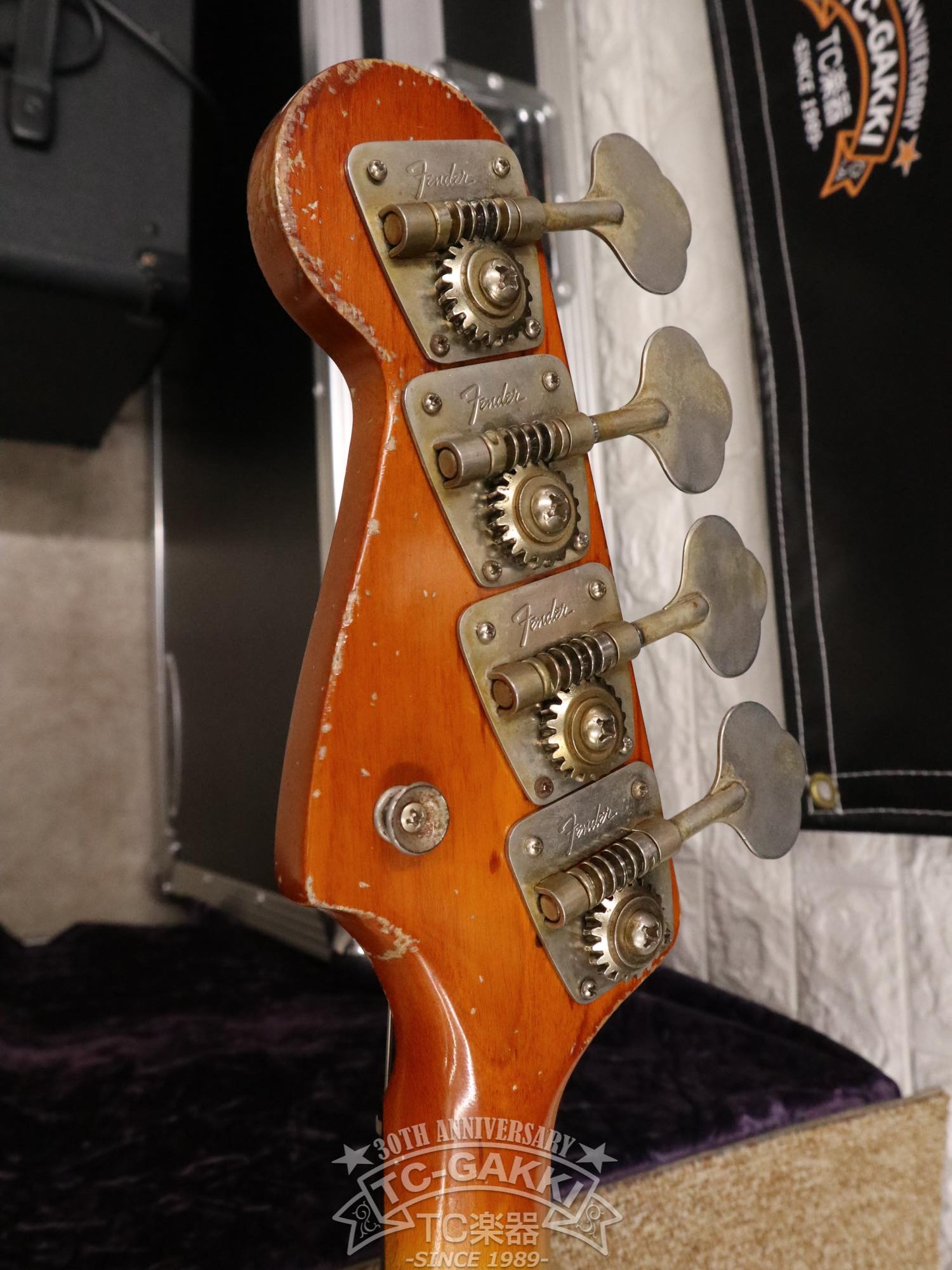 1966년형 Fender PRECISION BASS 리피니시