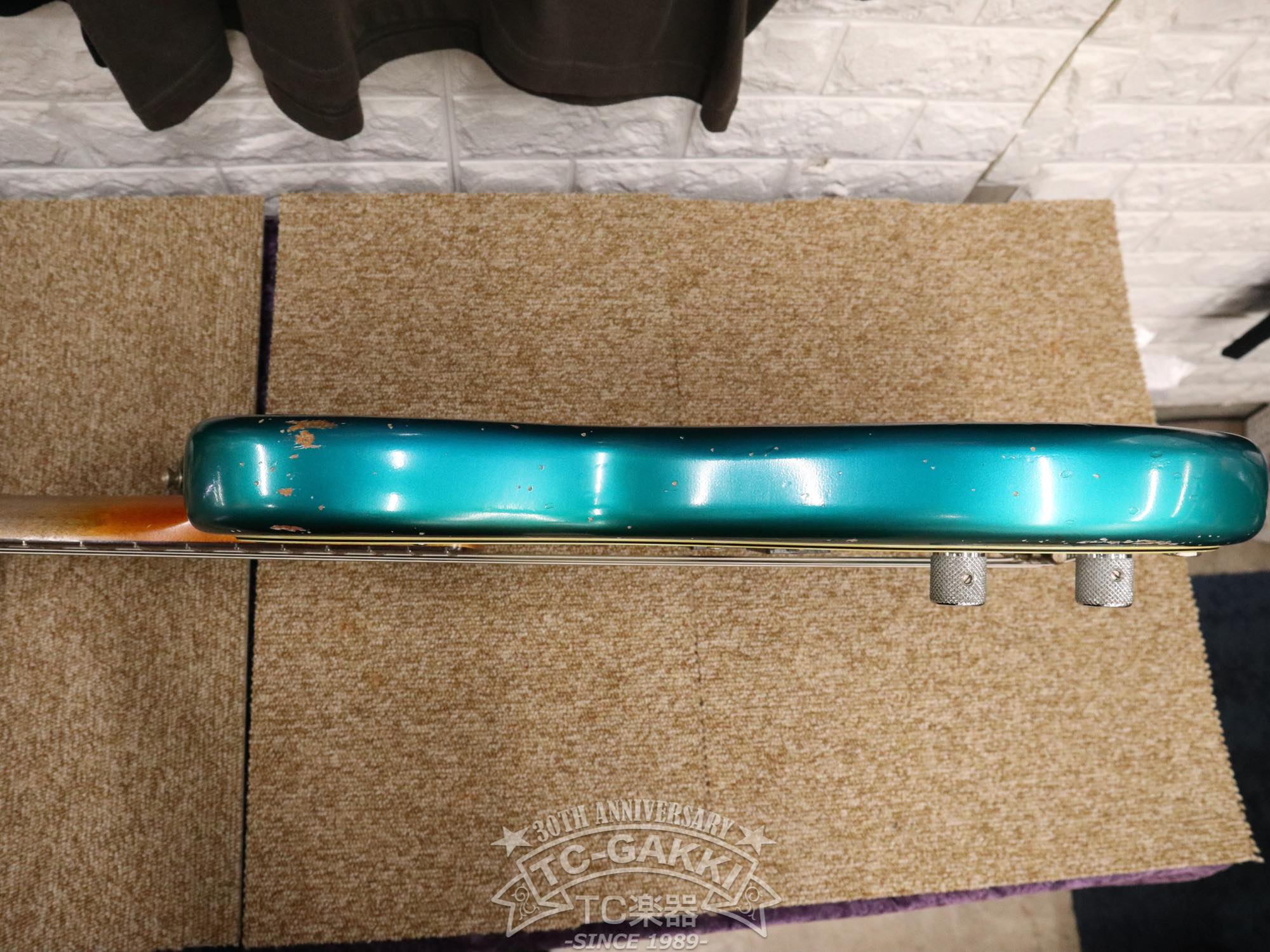 1966년형 Fender PRECISION BASS 리피니시