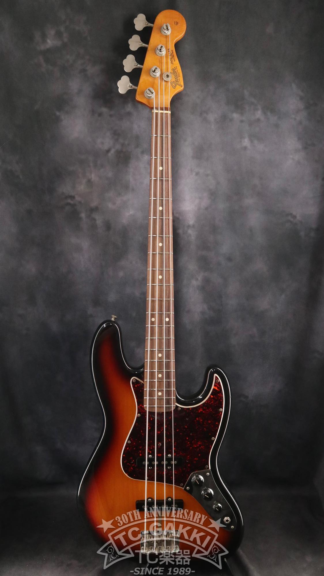 Fender USA 1996 American Vintage 62 Jazz Bass stack 50th Anniversary