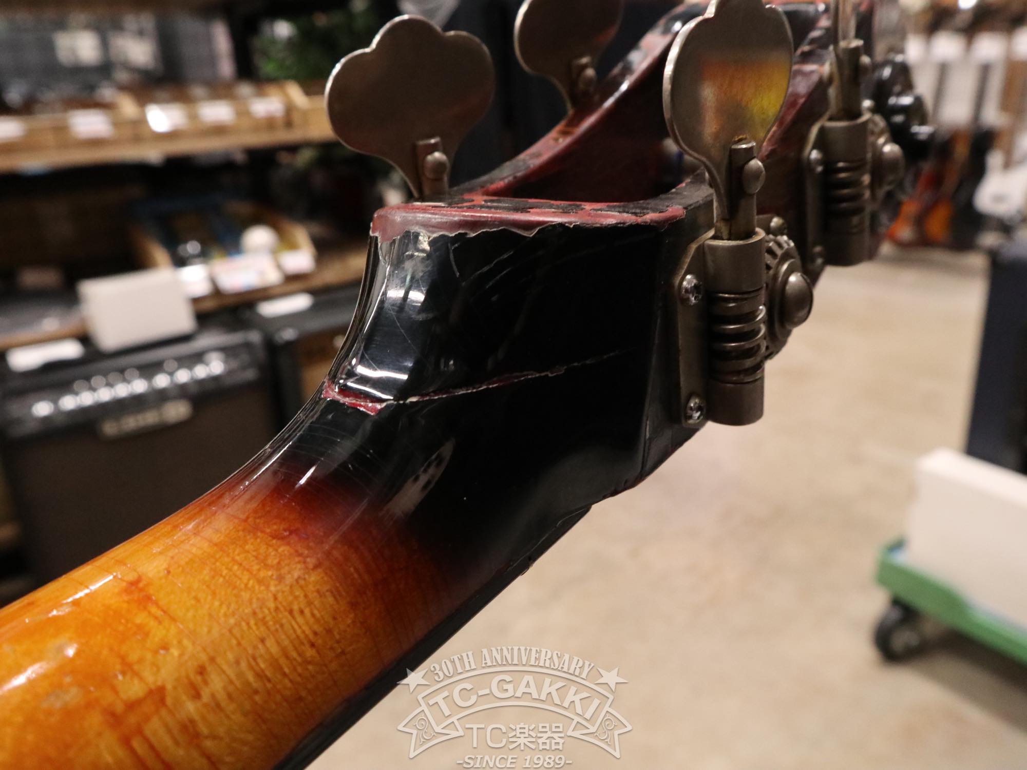 Ampeg 1968 AMUB-1 Scroll Bass