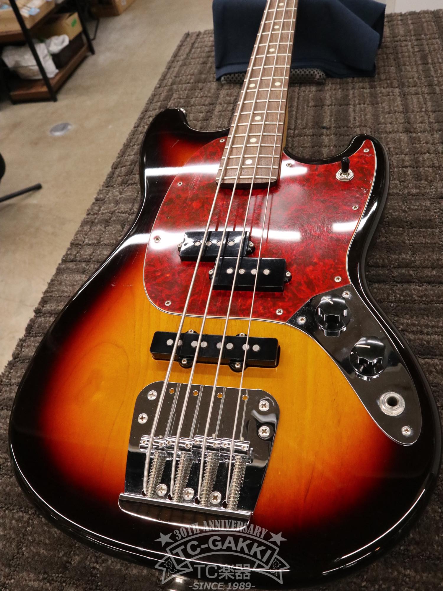 Fender 2020 Made in Japan Hybrid Mustang Bass