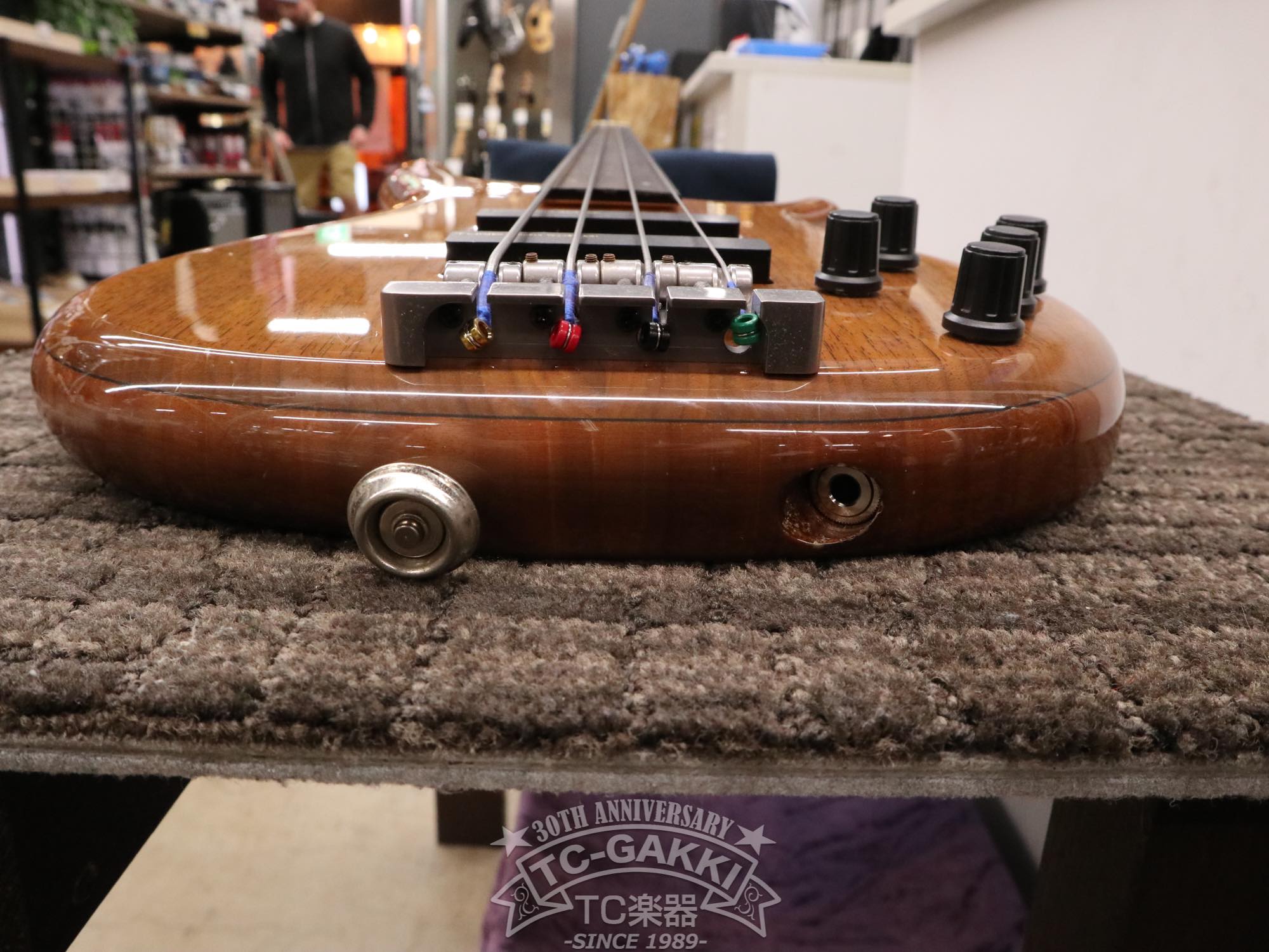Tune 1990s TBC-4 FL Mod.