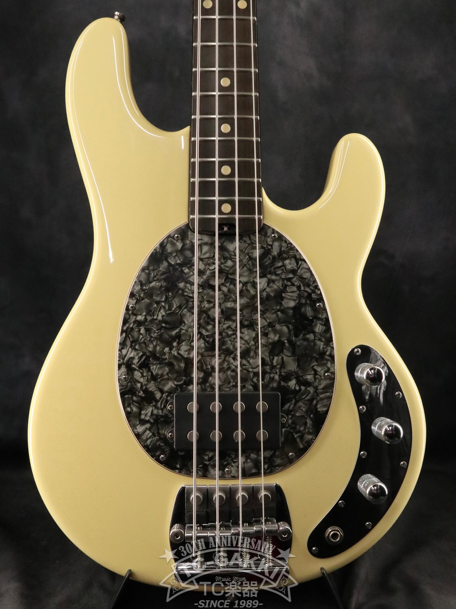 MUSIC MAN StingRay NAMM 100TH ANNIVERSARY LTD EDITIONAnniversary Status Graphite Neck /Classic StingRay 2EQ Body