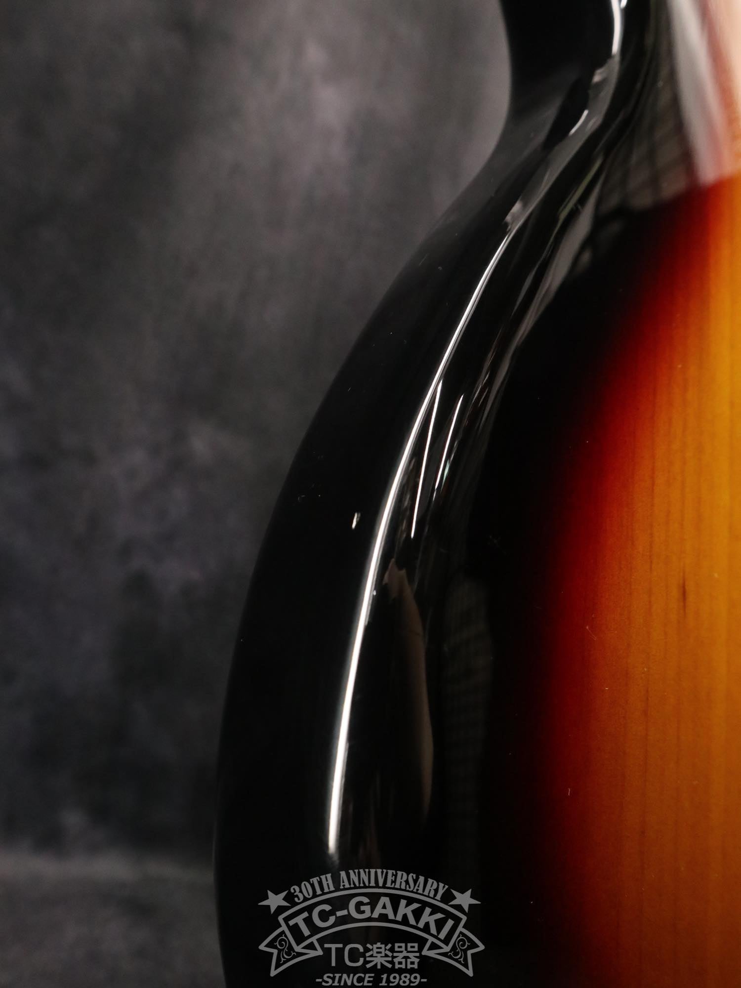 Fender 2024 MIJ HERITAGE 60s Precision Bass