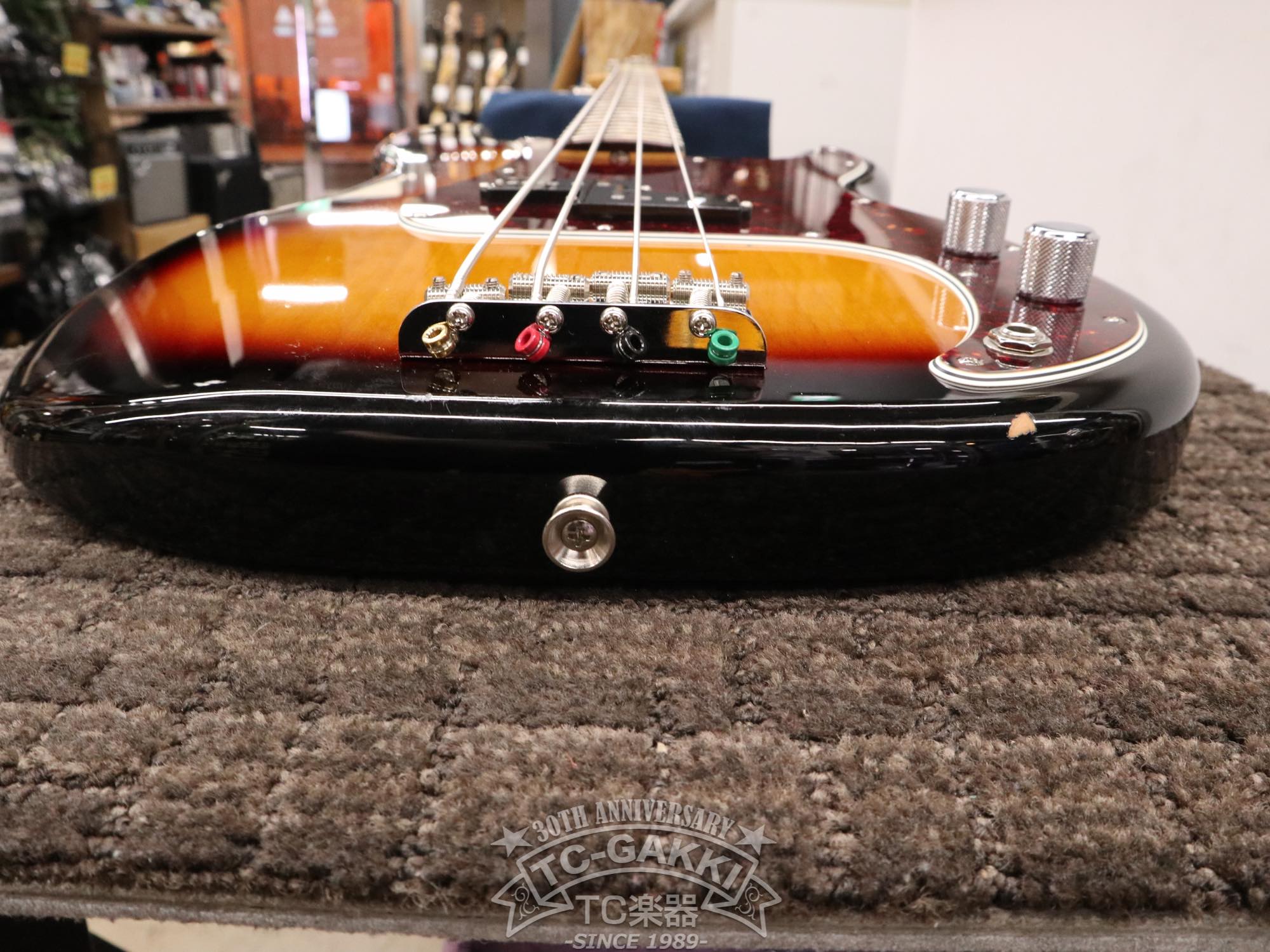 Fender 2024 MIJ HERITAGE 60s Precision Bass