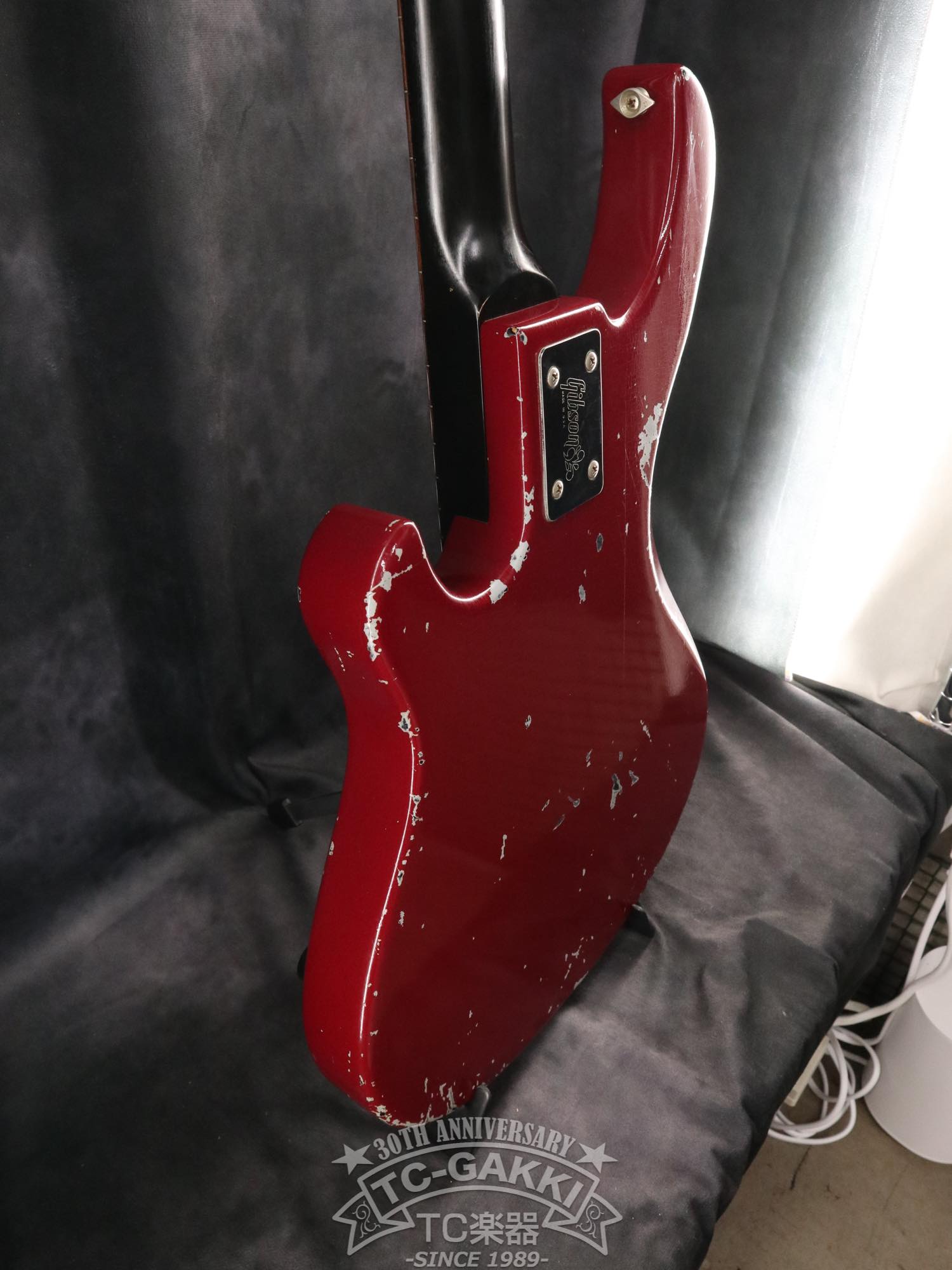 Gibson Victory Bass Standard Refinish von 1982