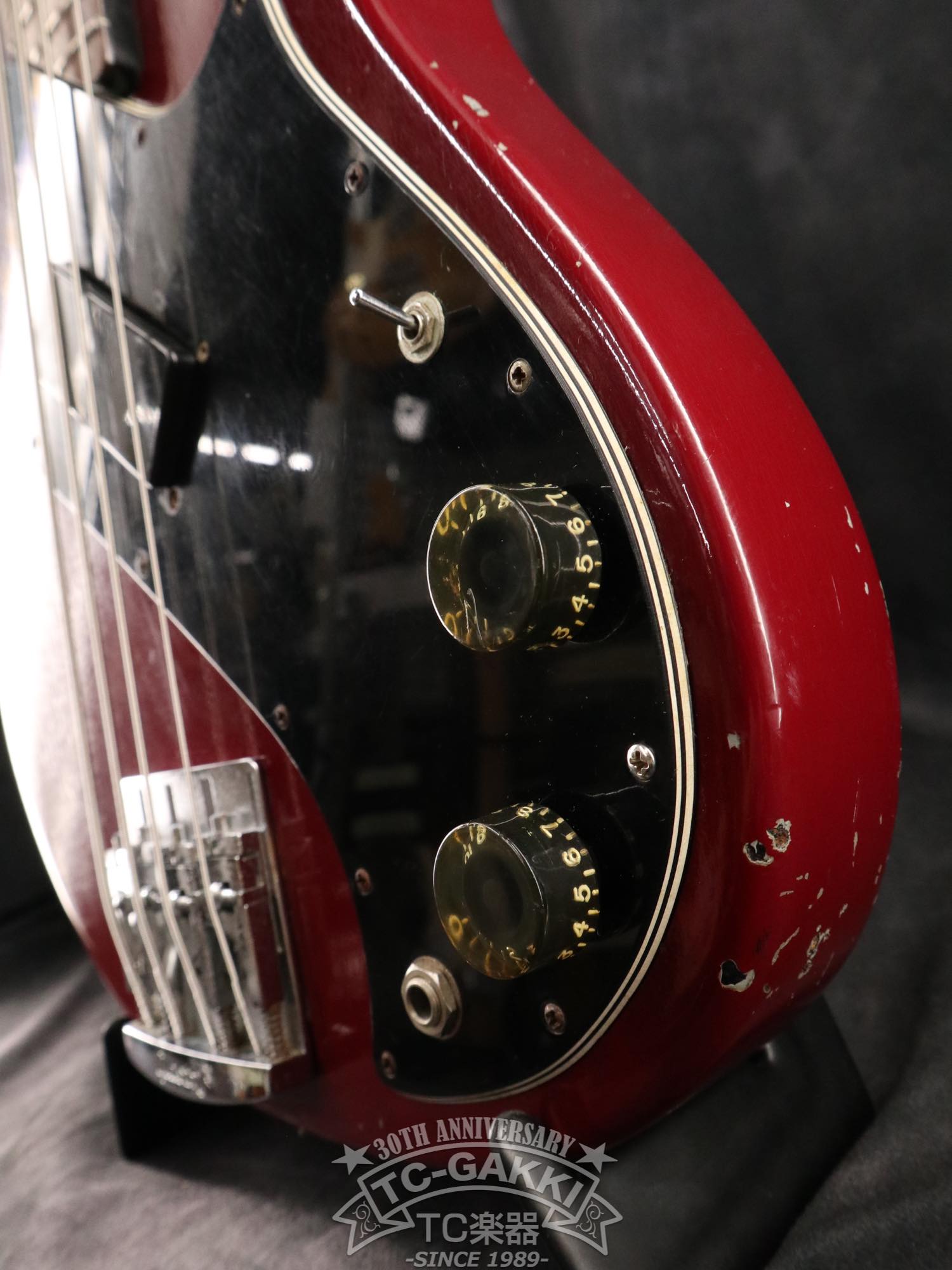Gibson Victory Bass Standard Refinish von 1982