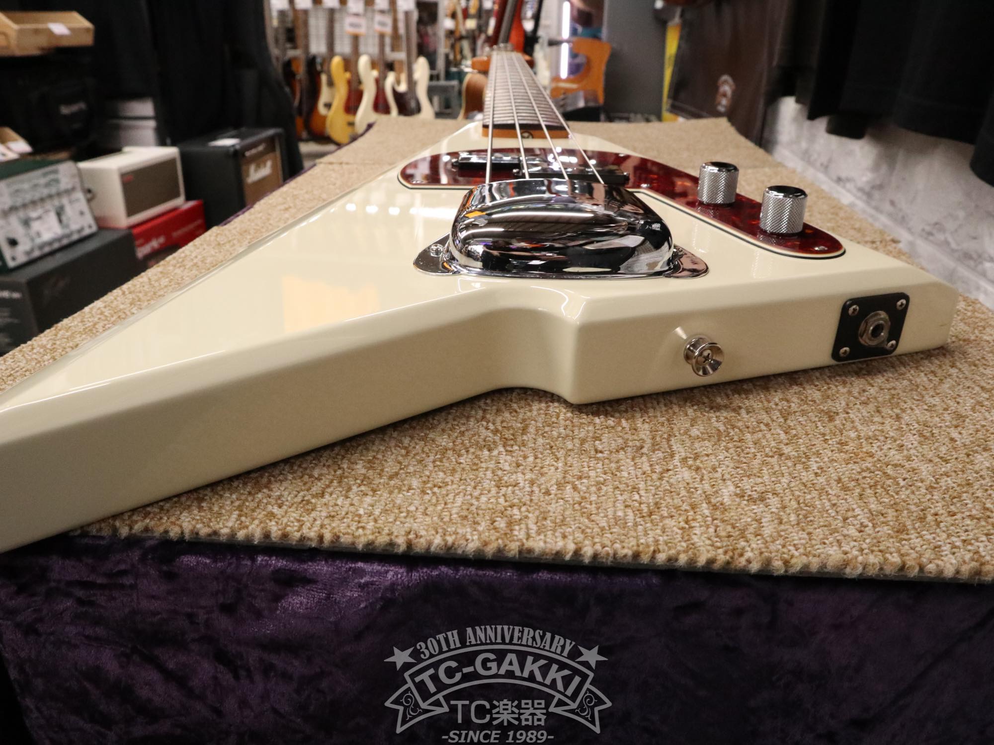 Fender 2021 MIJ KATANA BASS
