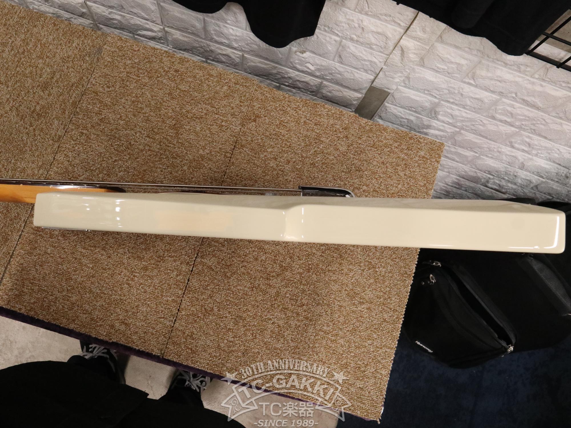 Fender 2021 MIJ KATANA BASS