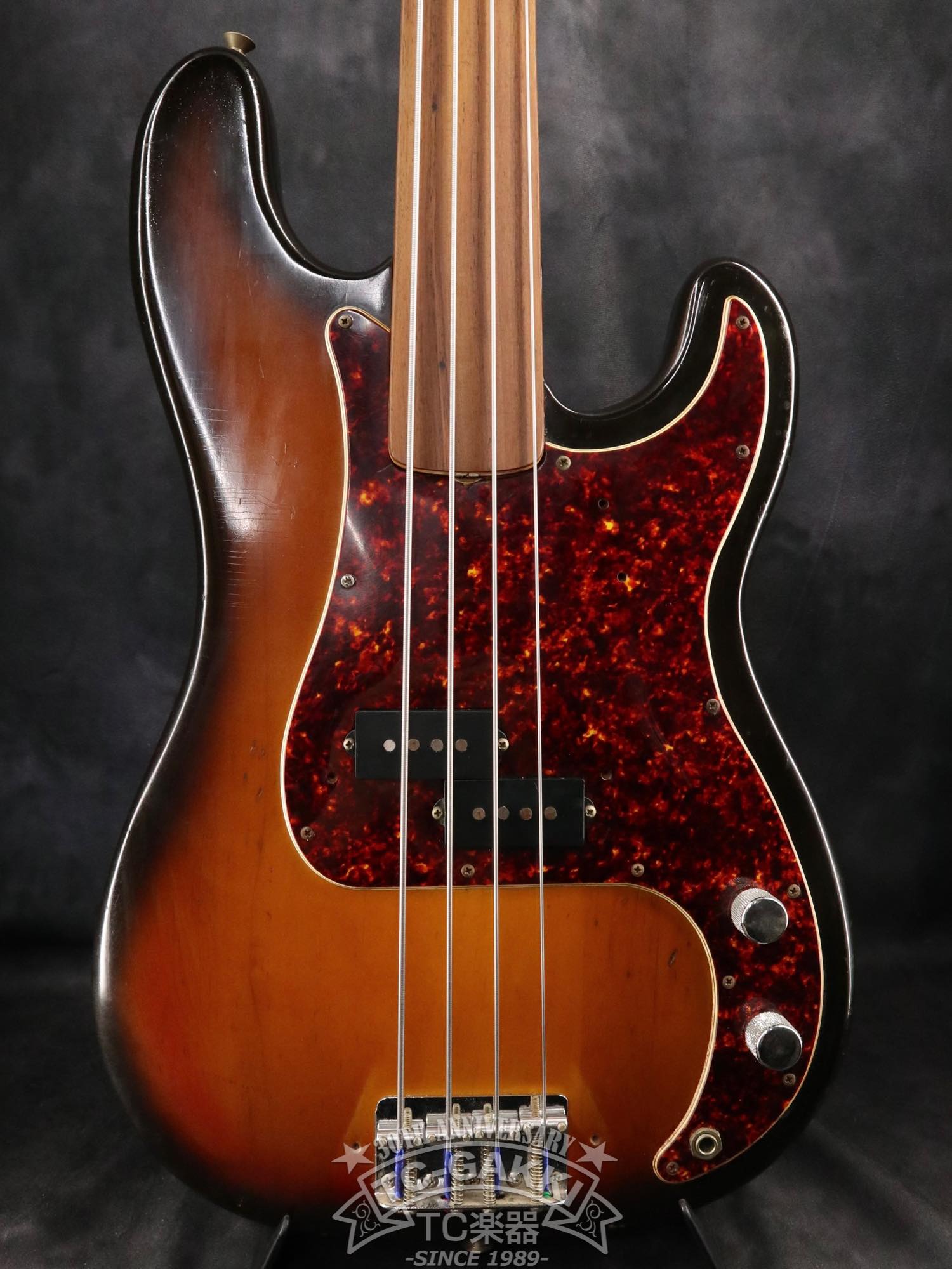 Precision Bass bundlos 