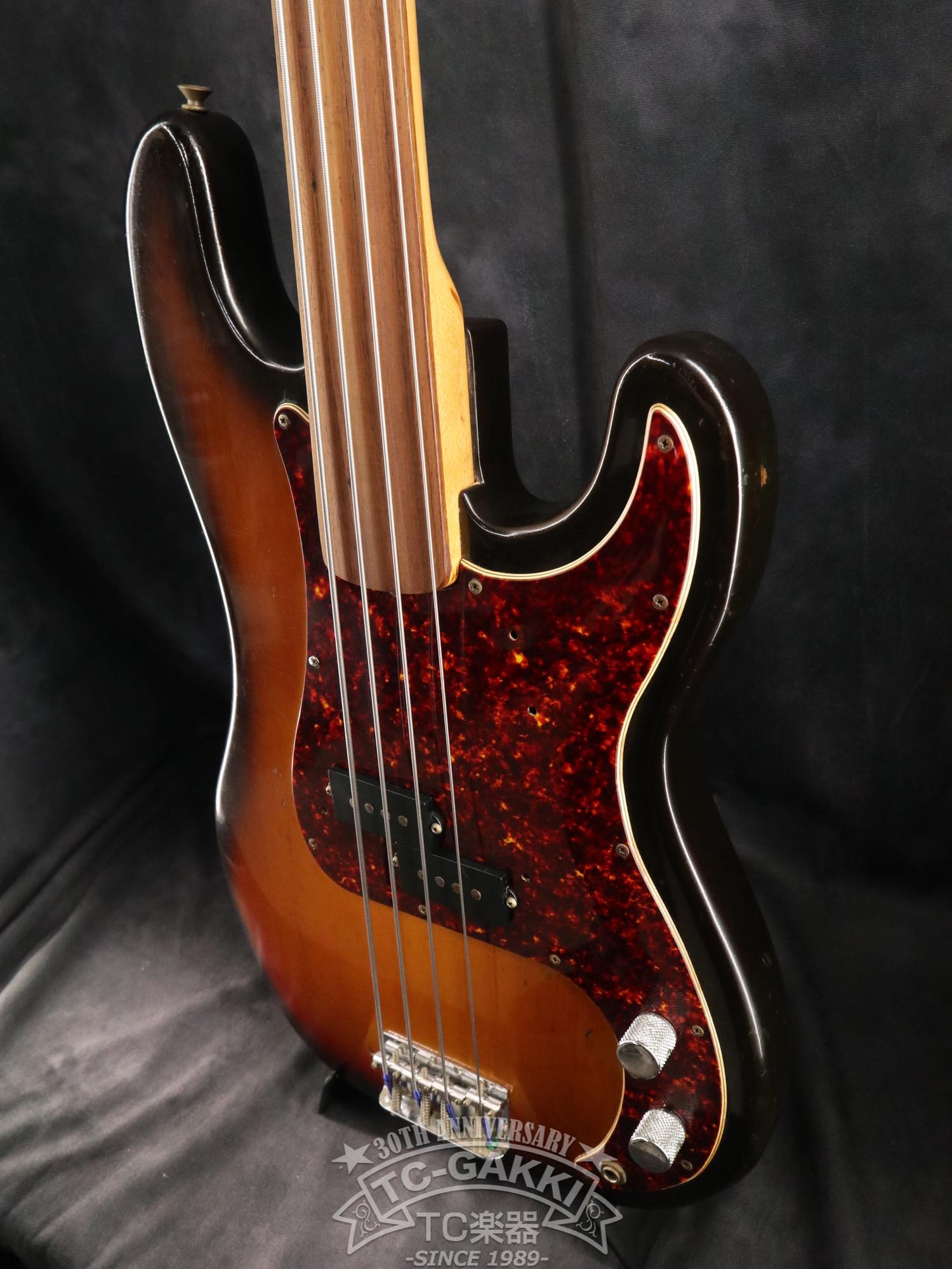 Precision Bass bundlos 