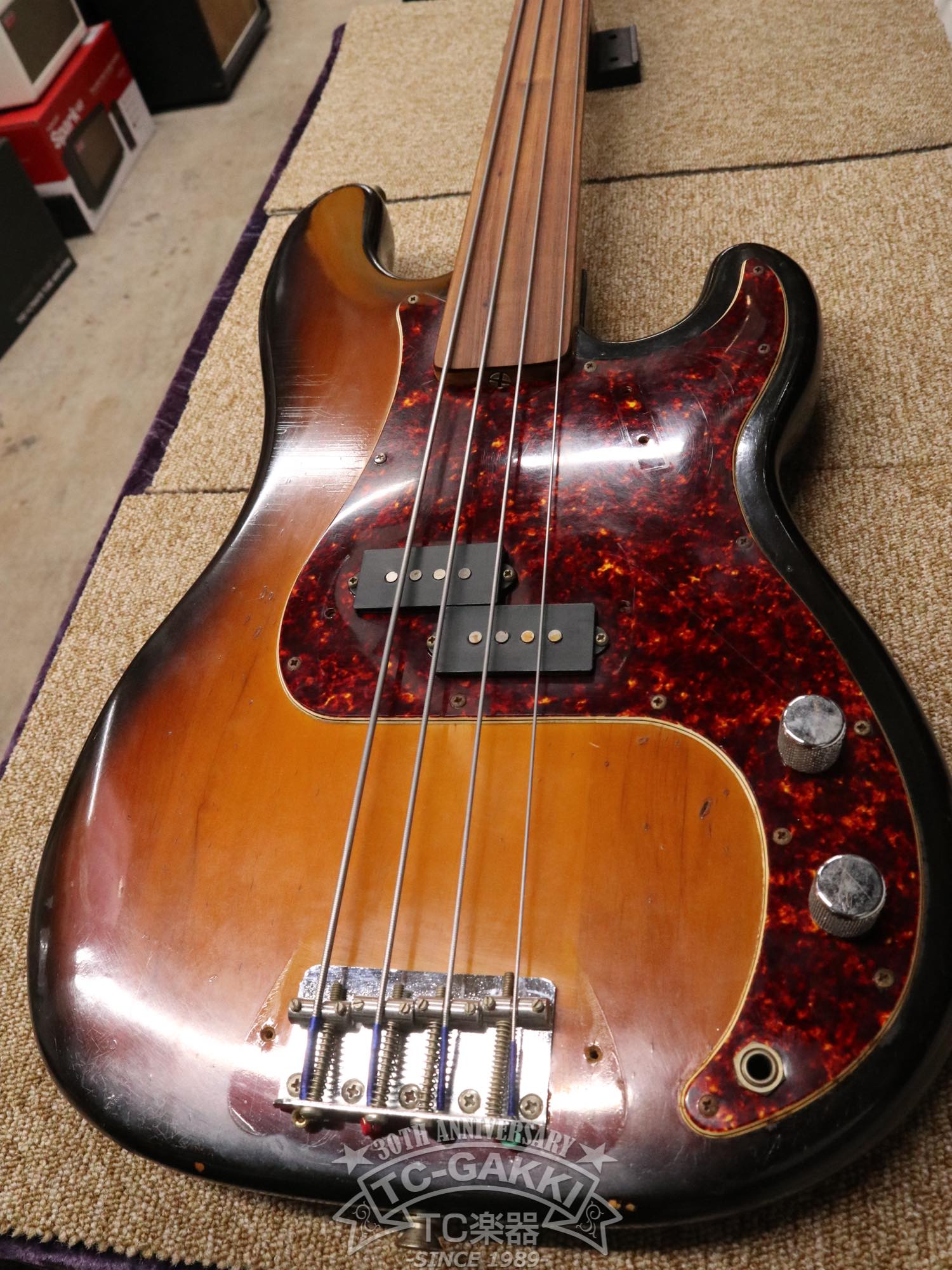Precision Bass bundlos 