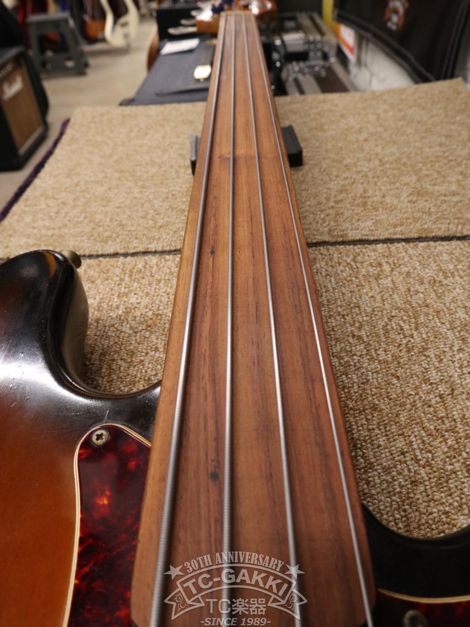Precision Bass bundlos 