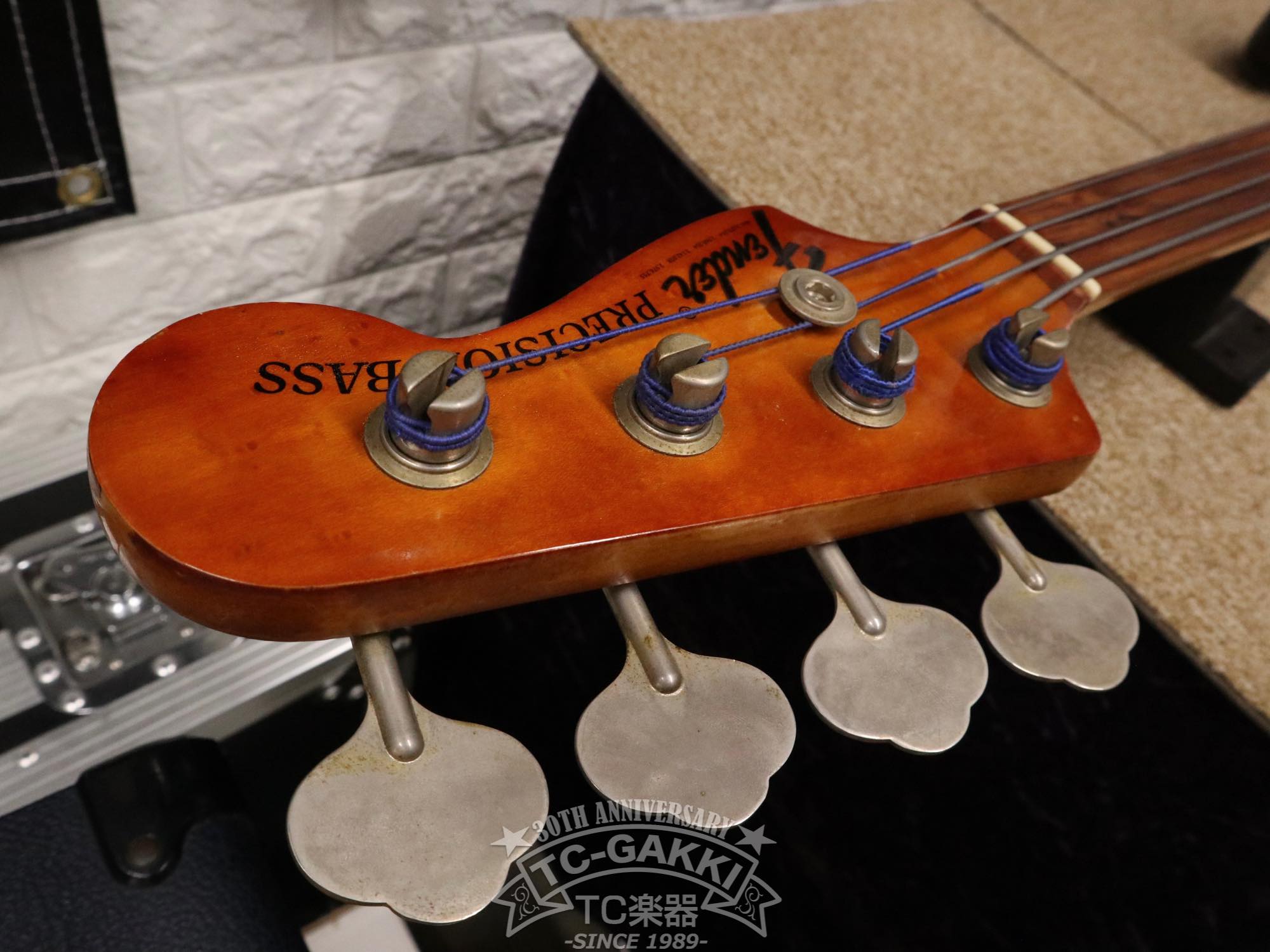 Precision Bass bundlos 