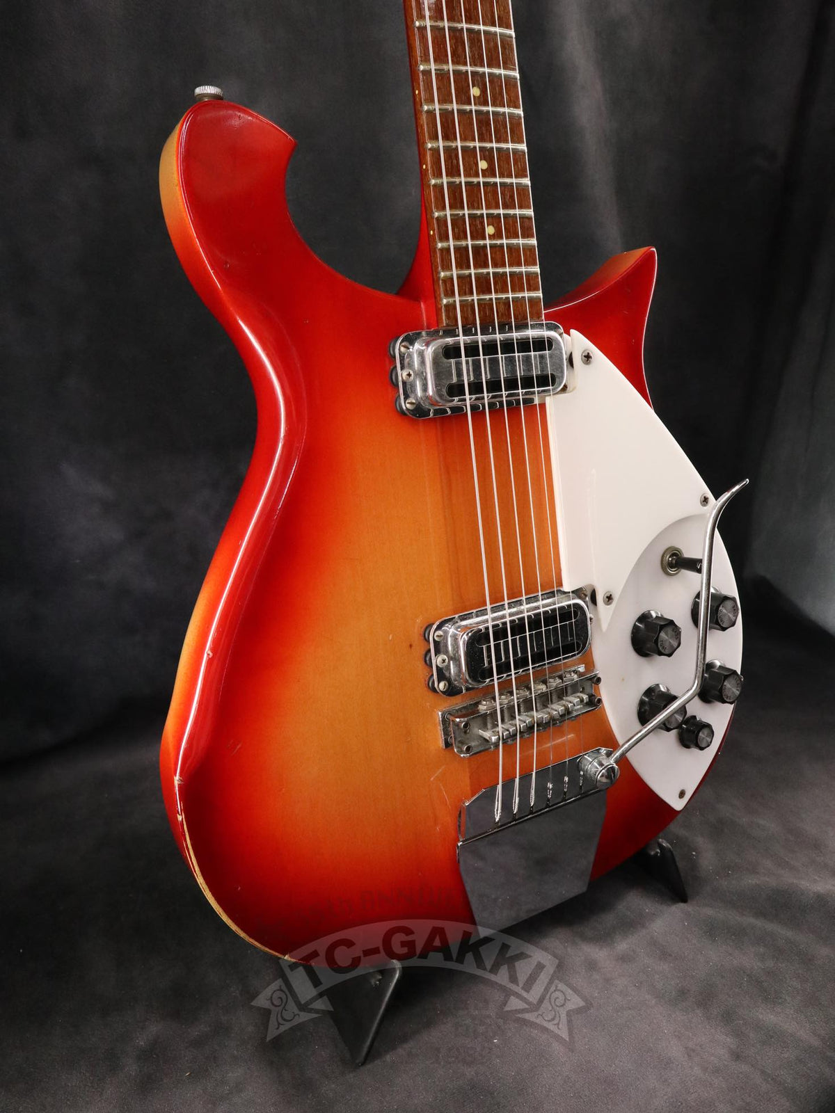 Rickenbacker 1967 Model 615 - TC楽器 - TCGAKKI