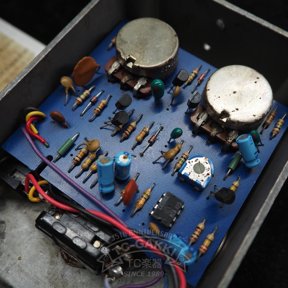 ROSS COMPRESSOR "US-Gray Early Model(Blue Circuit Board)" - TC楽器 - TCGAKKI